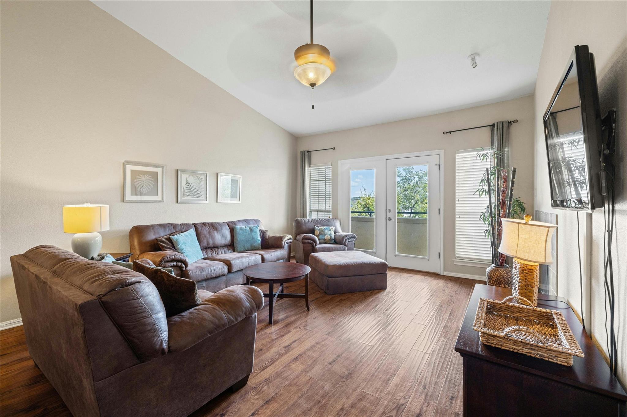 Listing photo 1 of 3404  American Dr  #3308