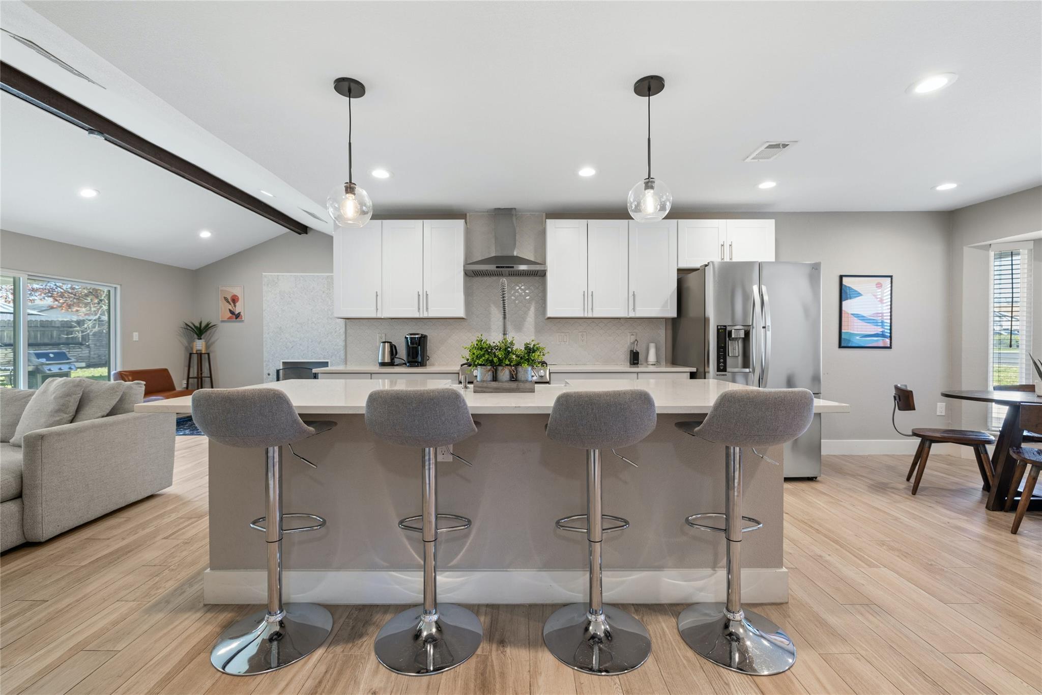 Listing photo 1 of 1505  Westbury Trl