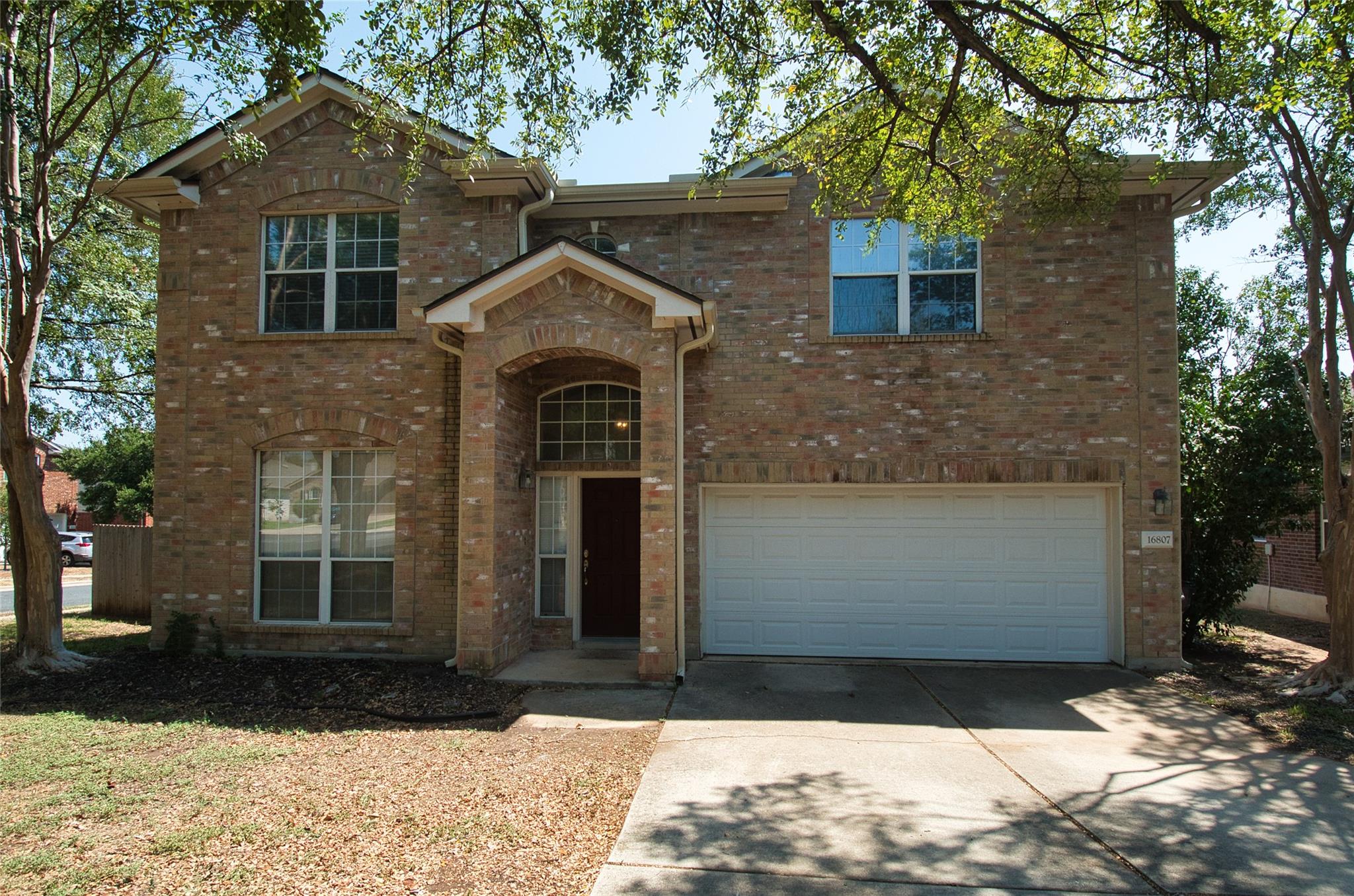 Listing photo 1 of 16807  Luckenwald Dr