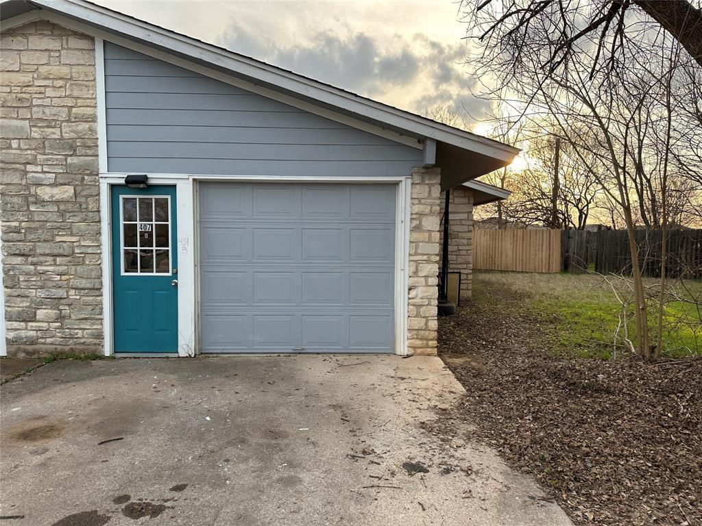 Listing photo 1 of 407  Vista West Ct  #B