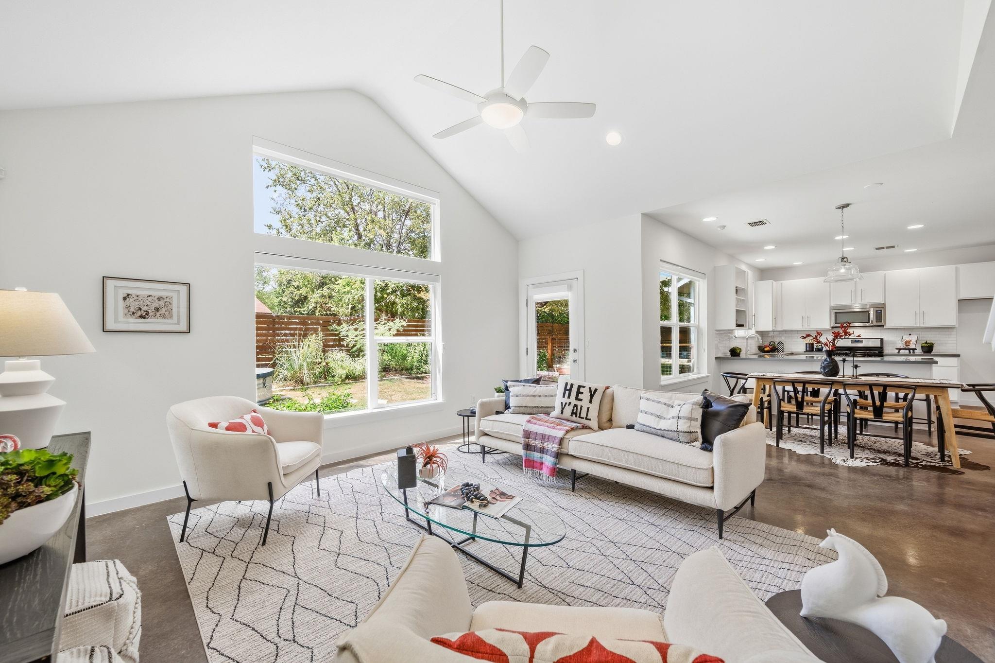 301 W Stassney Ln  #20 매물 사진 1