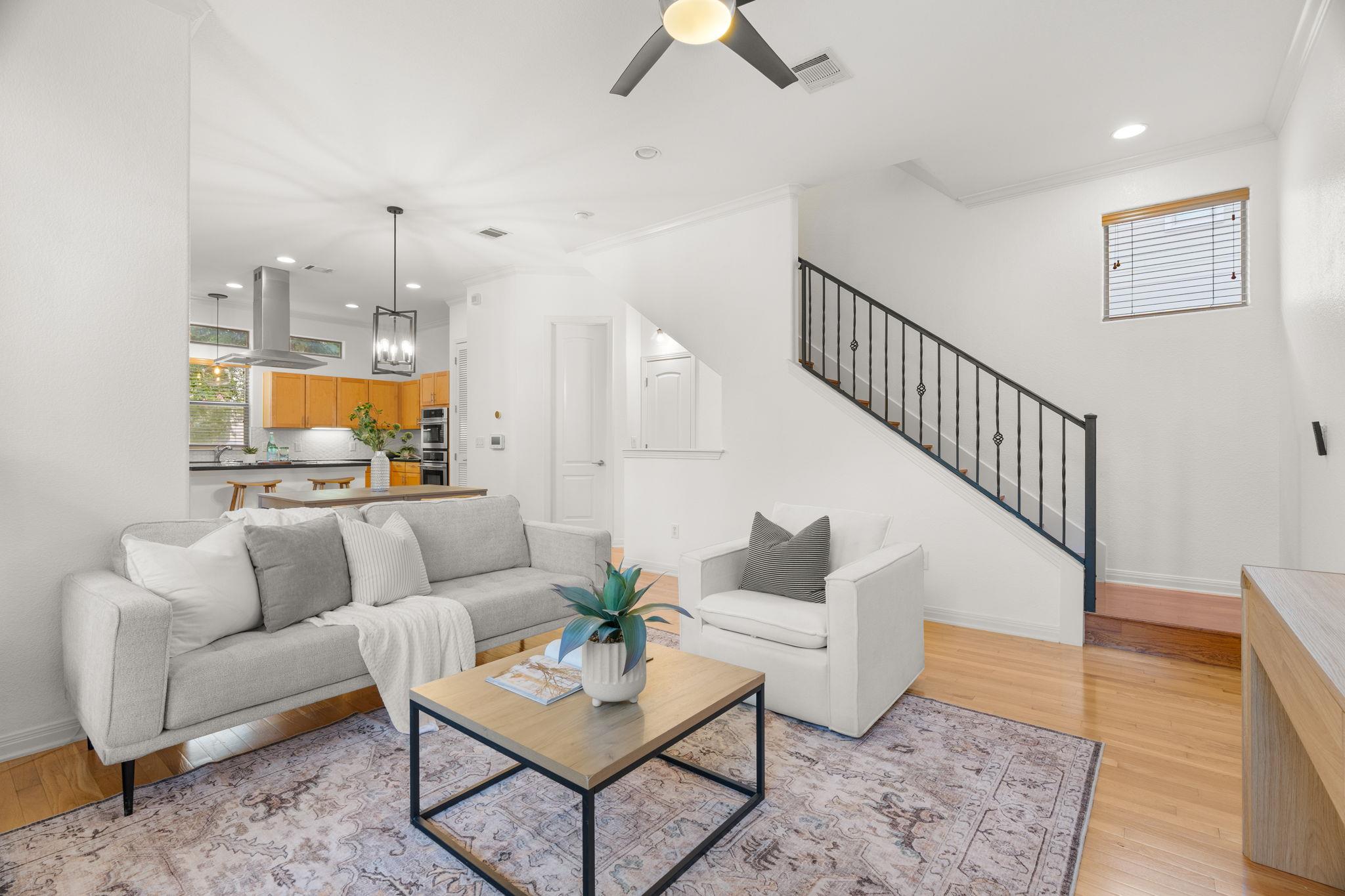 Listing photo of 1115  Kinney Ave  #9