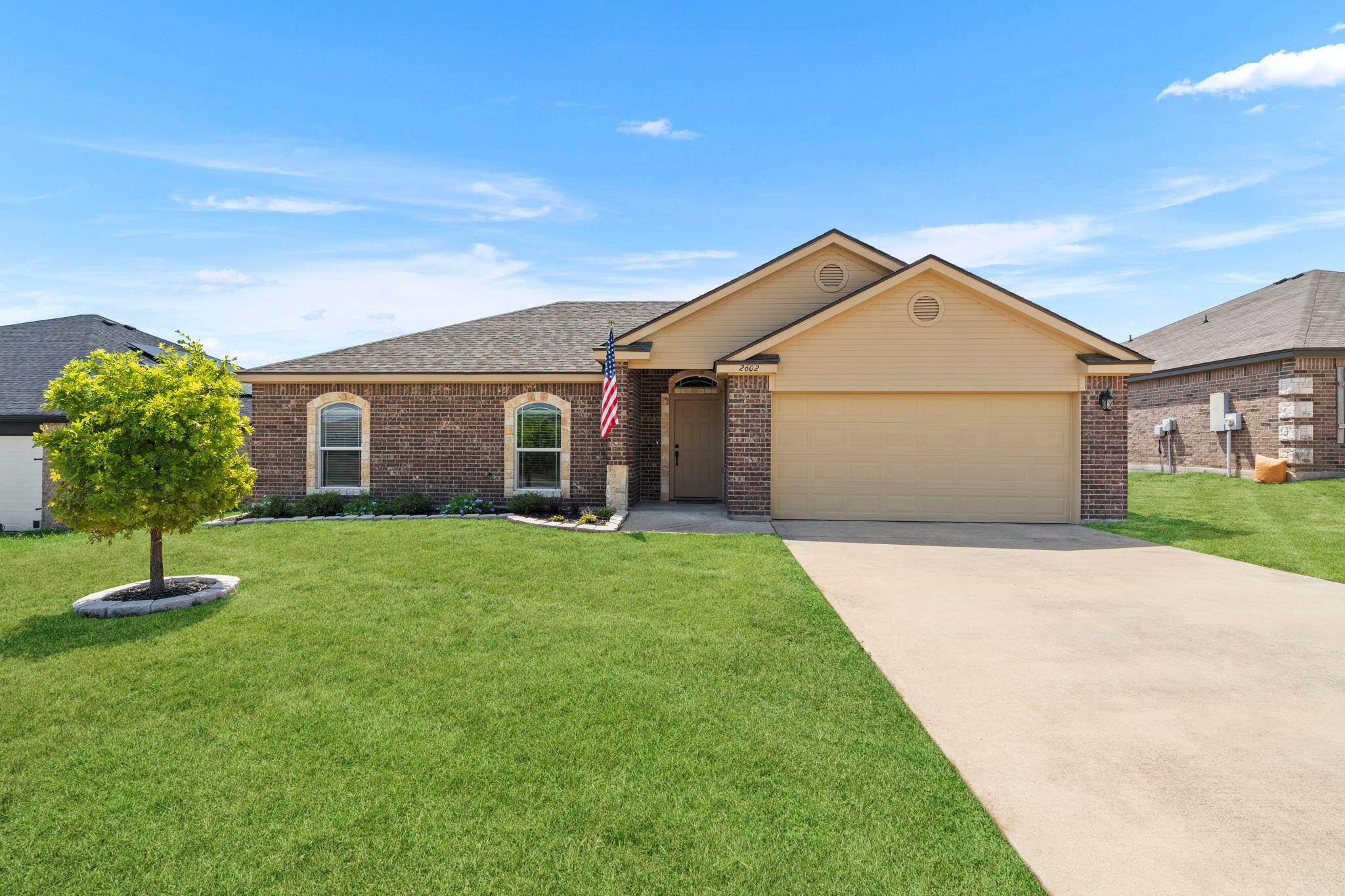Listing photo 1 of 2602  Coal Oil Dr