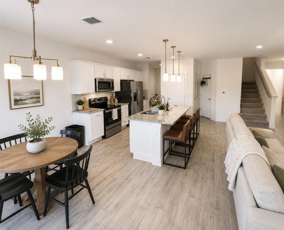 Listing photo 1 of 11312  Gadsen Ln