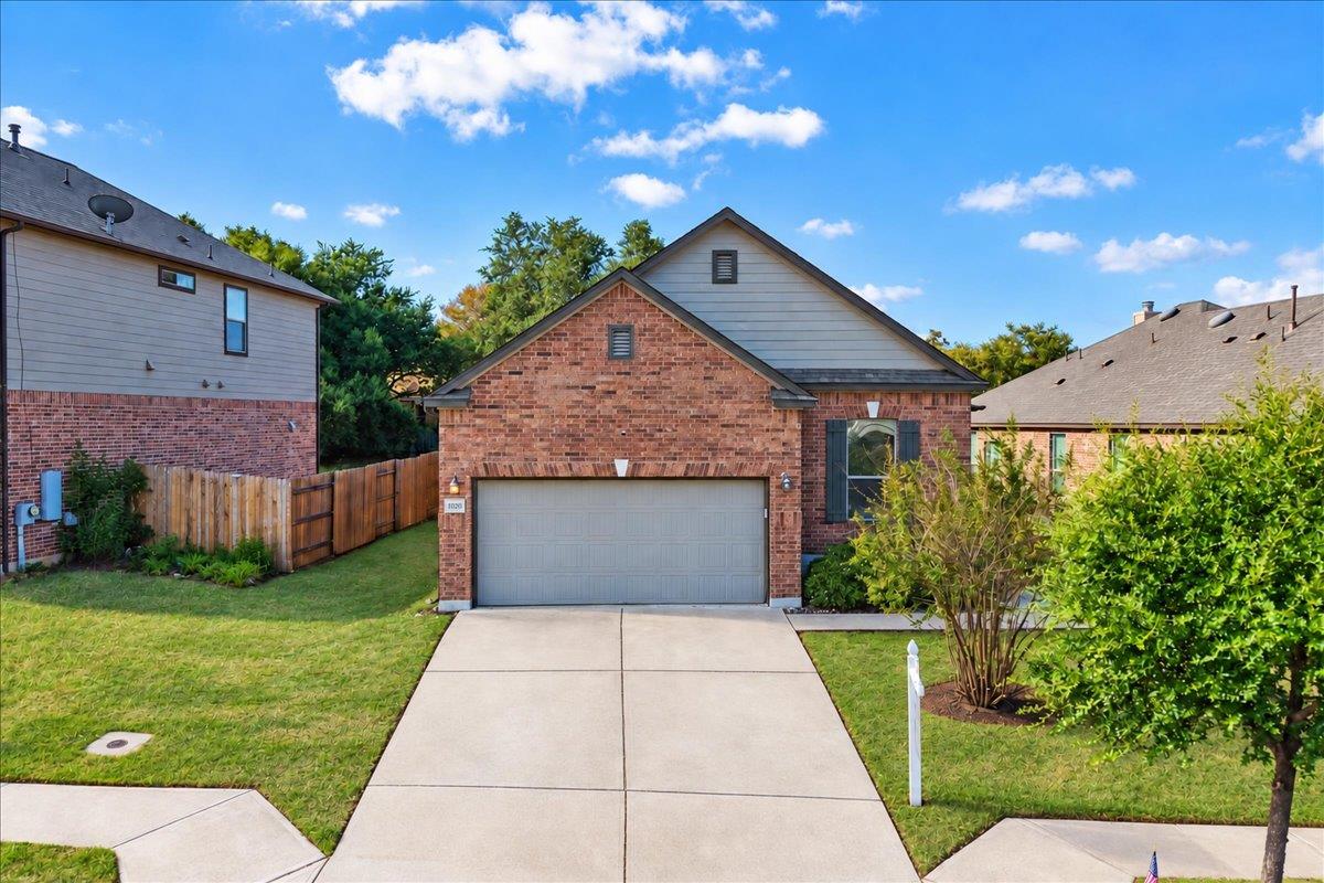 Listing photo of 1020  Clove Hitch Rd