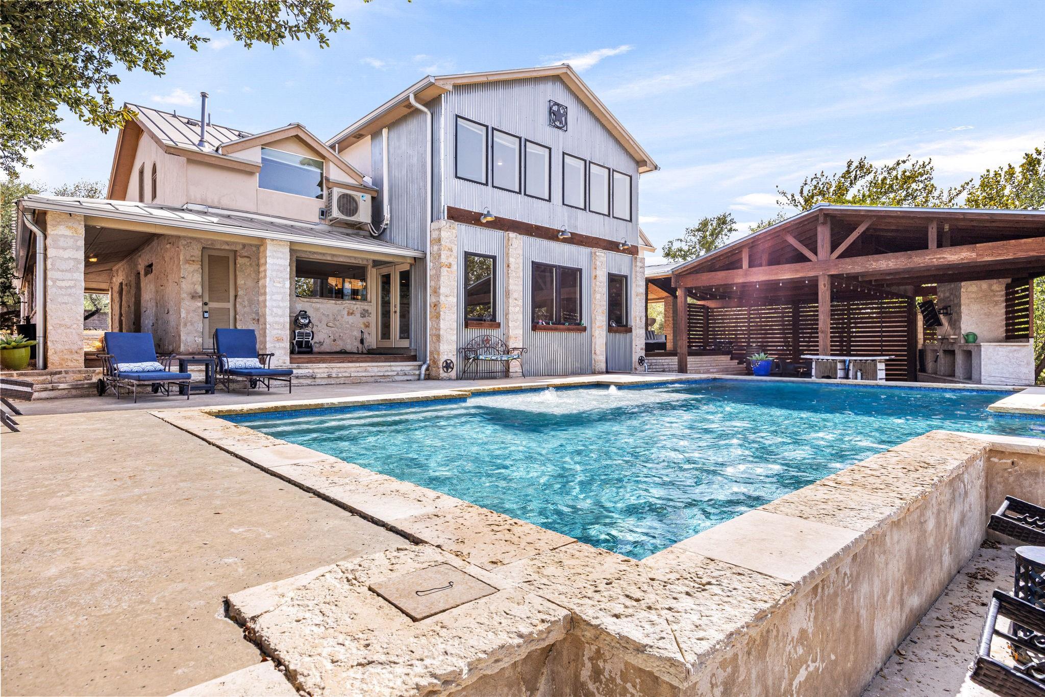 Listing photo 1 of 3114  Pace Bend Rd S