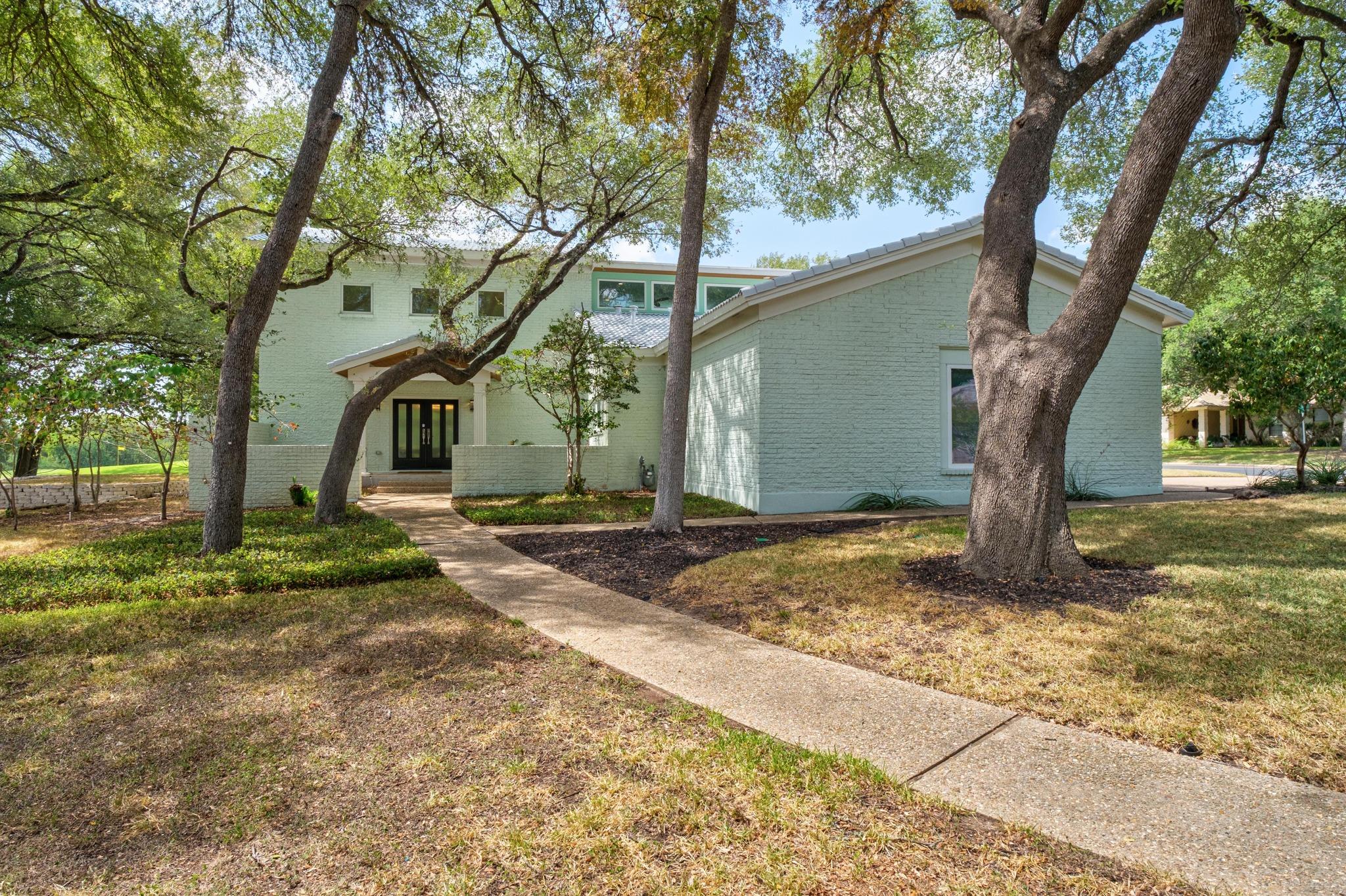 Listing photo 1 of 10515  La Costa Dr