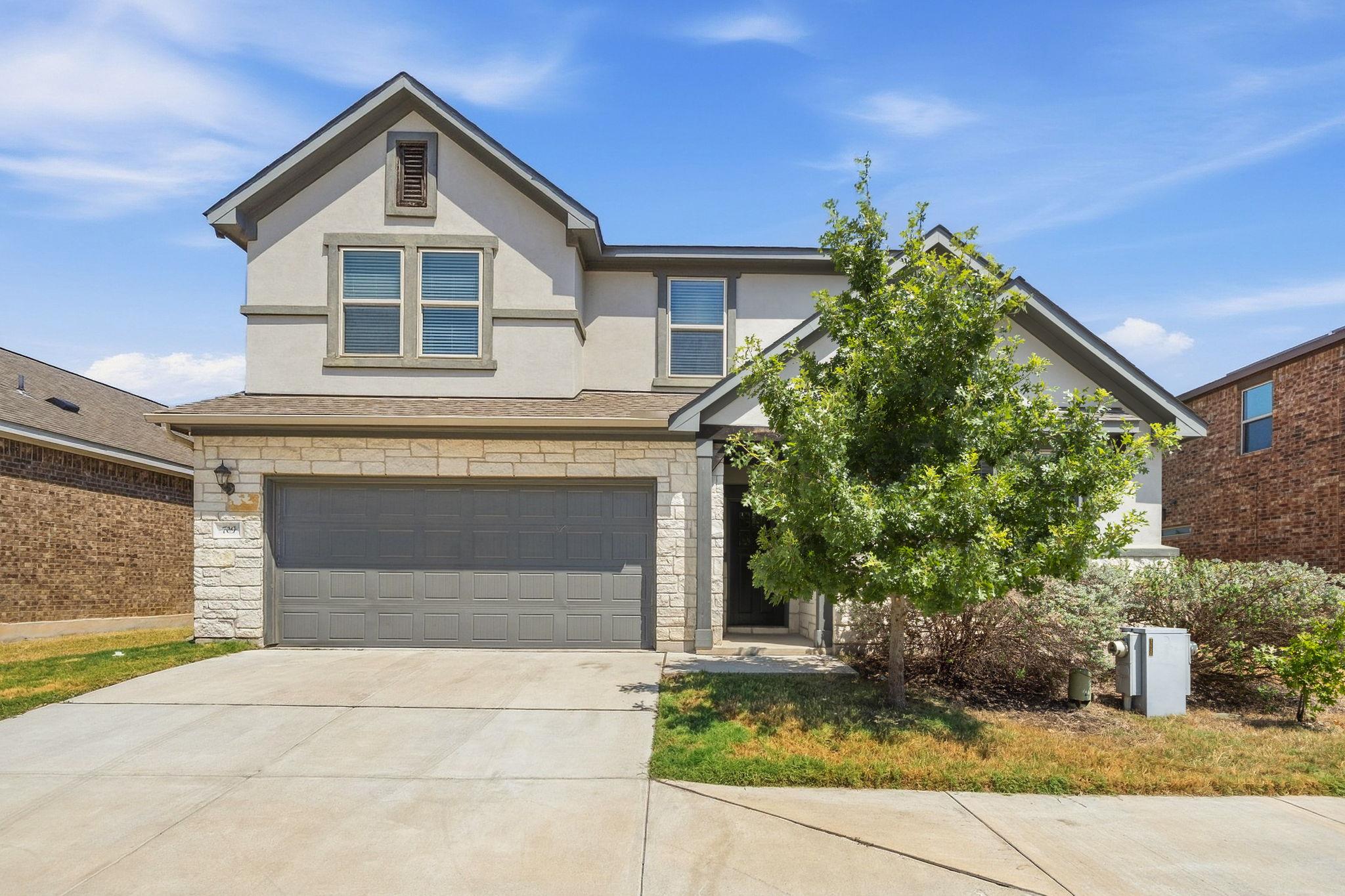 Listing photo 1 of 709  American Trl  #58