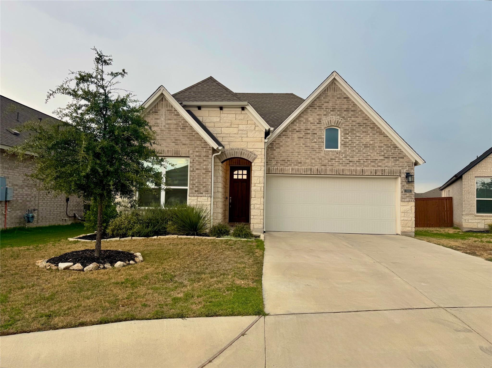 Listing photo 1 of 509  Three Feathers Ct