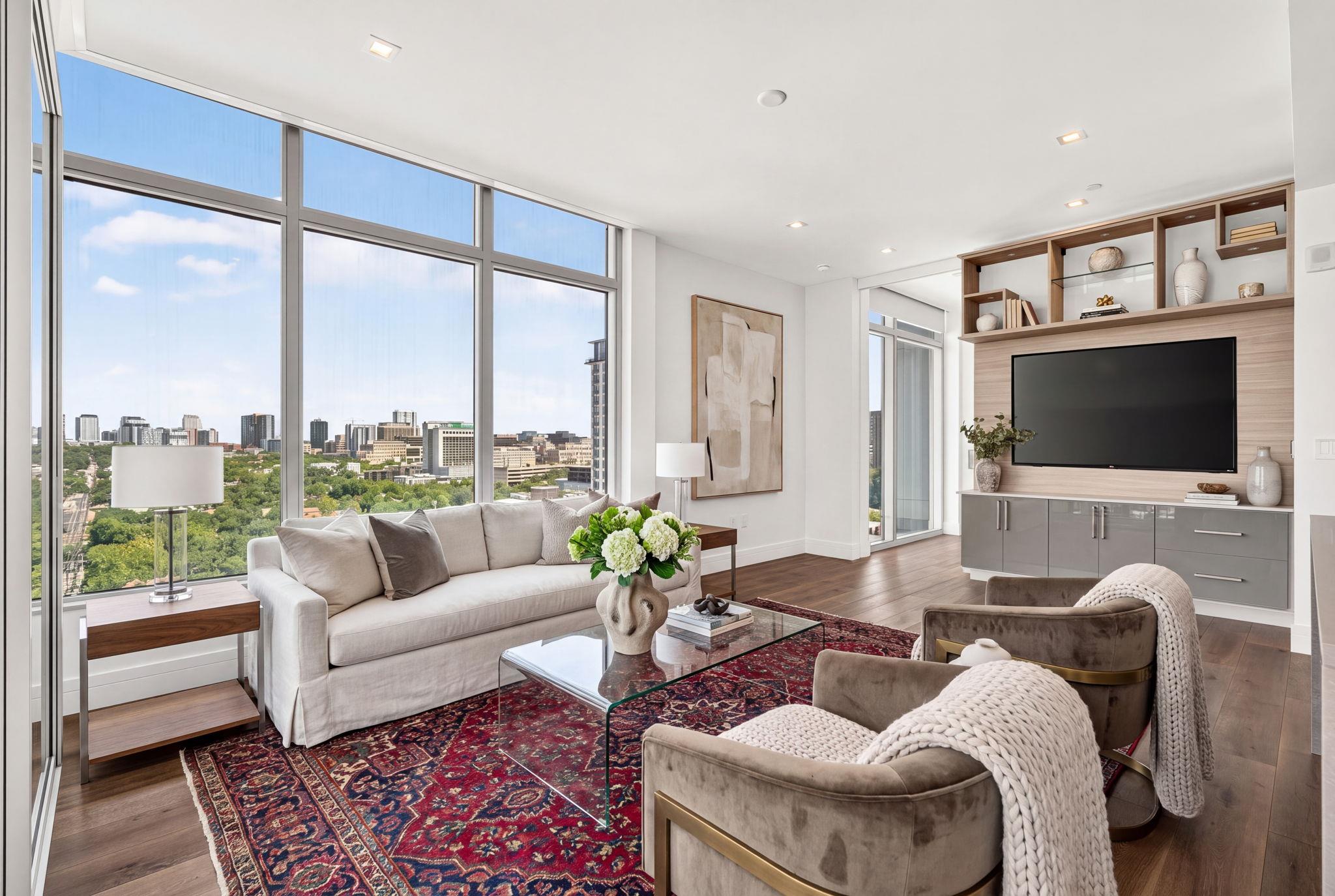 Listing photo 1 of 501  West Ave  #1504