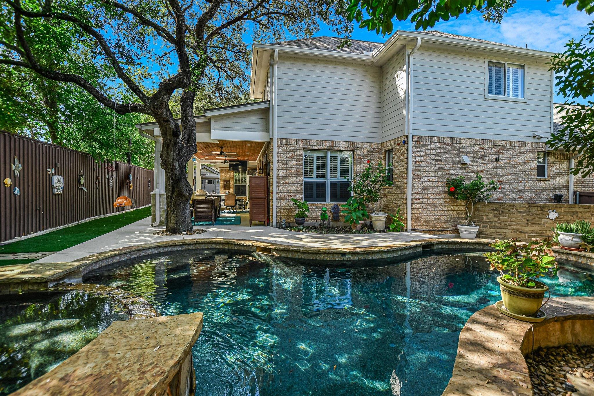 Listing photo 1 of 2704  Michelle Lynne Cv