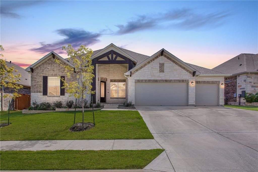 Listing photo 1 of 308  Milano Dr