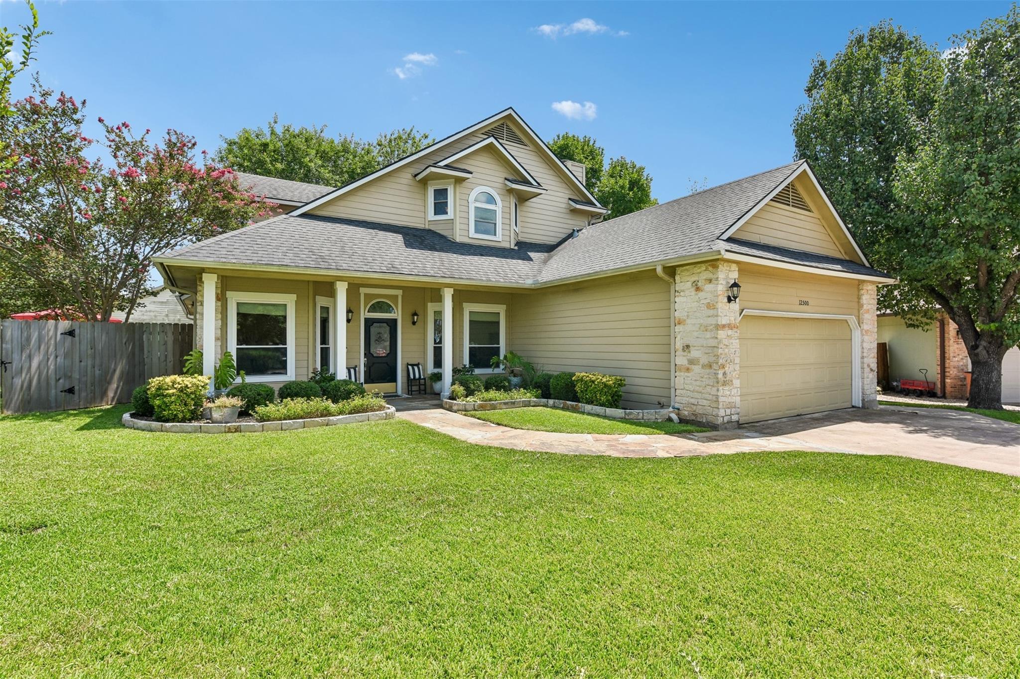 Listing photo 1 of 12500  Turkey Ridge Ct