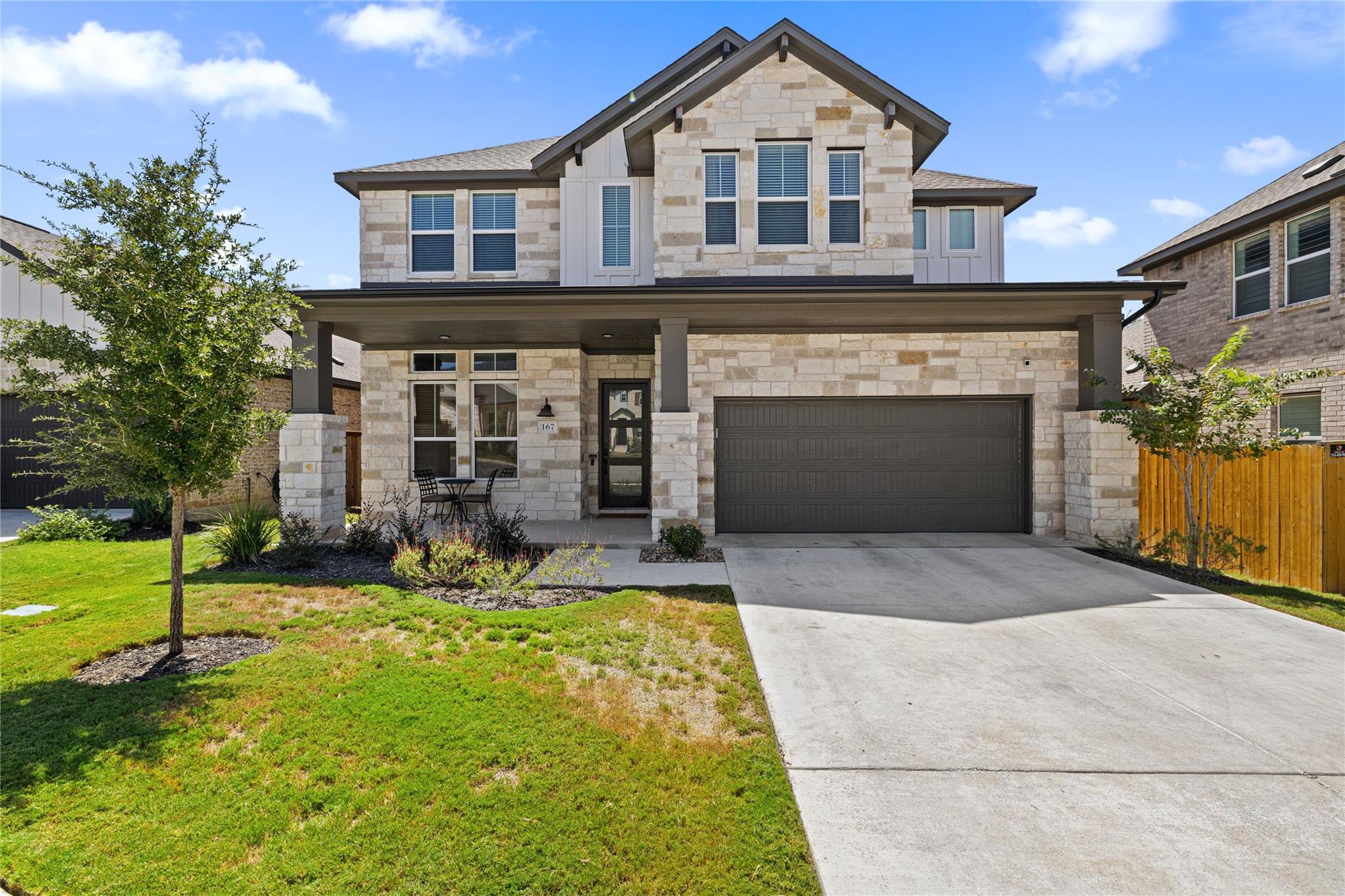 Listing photo 1 of 167  Darley Oak Dr