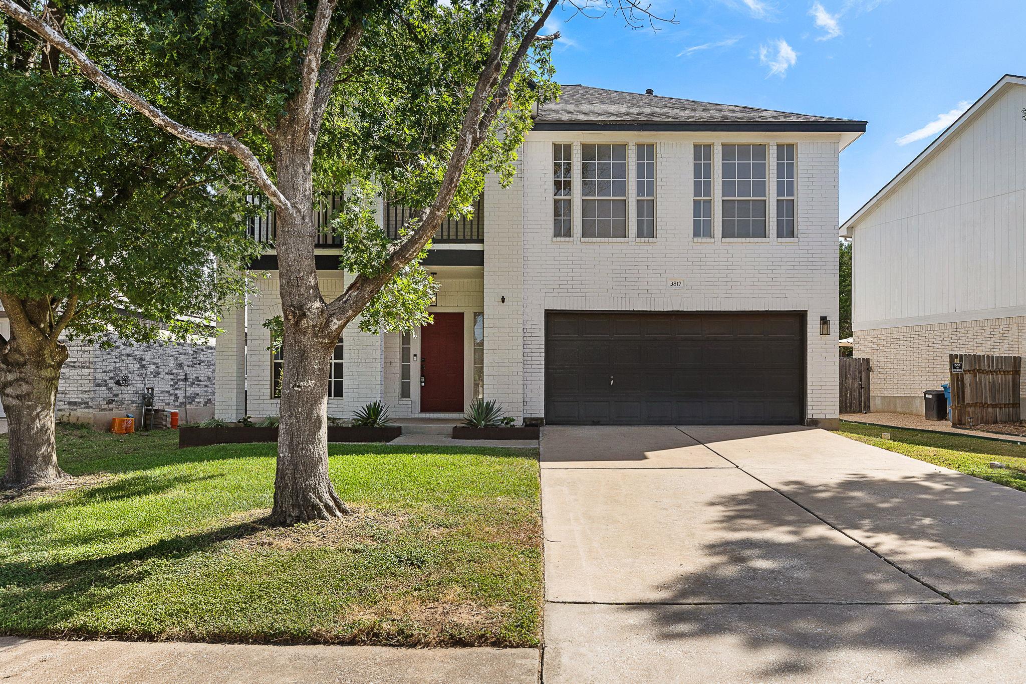 Listing photo 1 of 3817  Tailfeather Dr