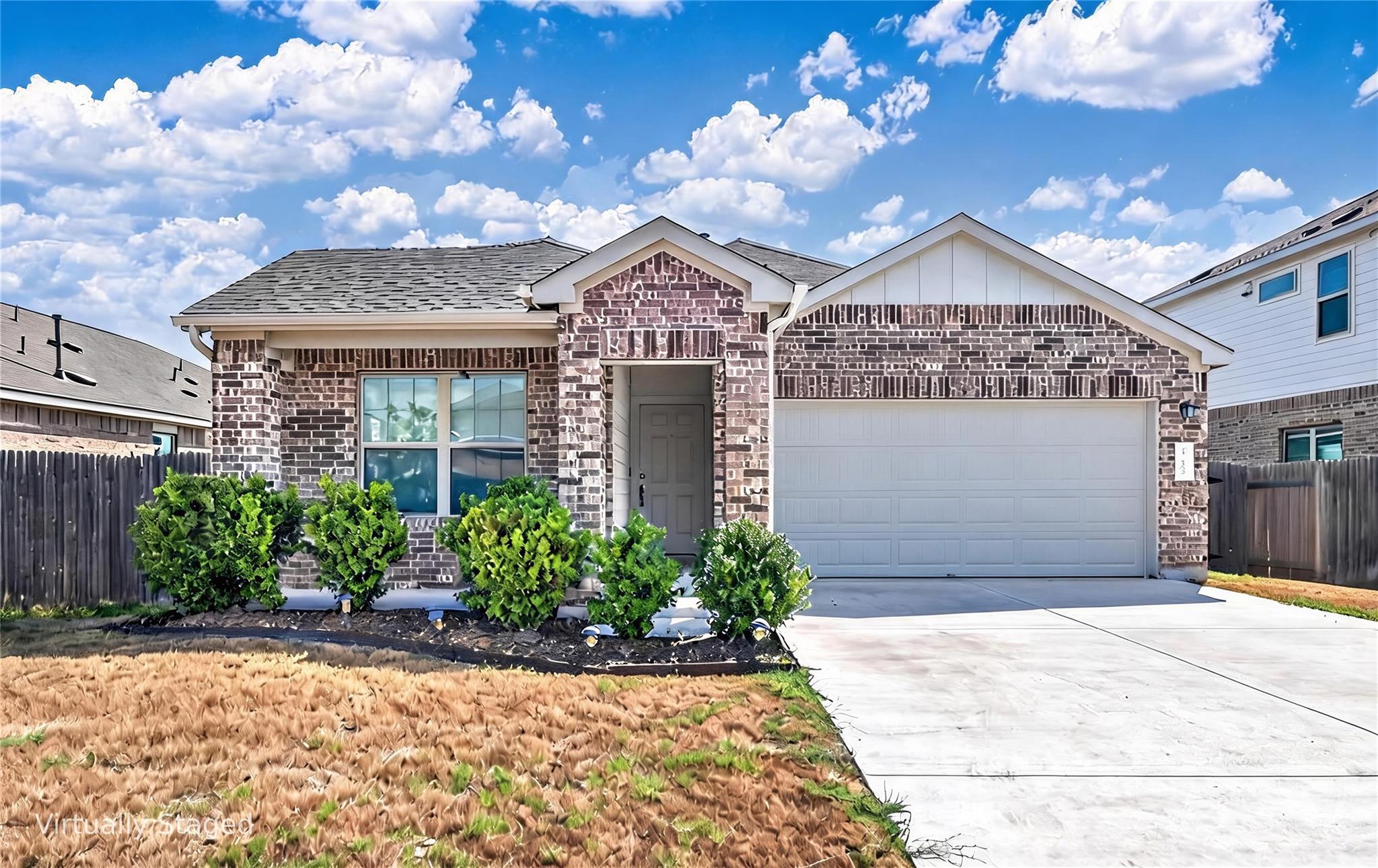 Listing photo 1 of 21601  Quick Fox Dr