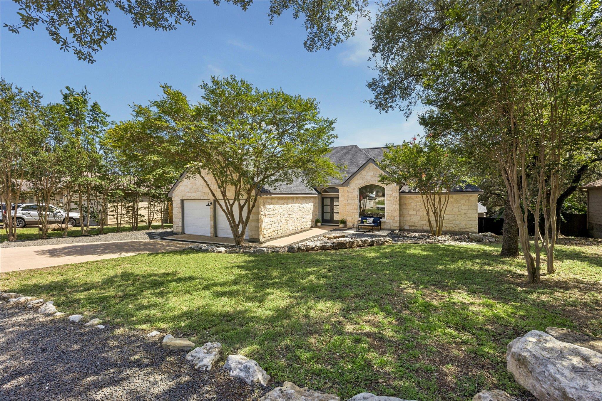 Listing photo 1 of 15103  Sunbird Ln