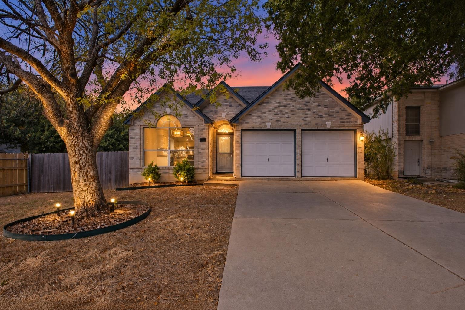 Listing photo 1 of 1206  Garden Path Dr