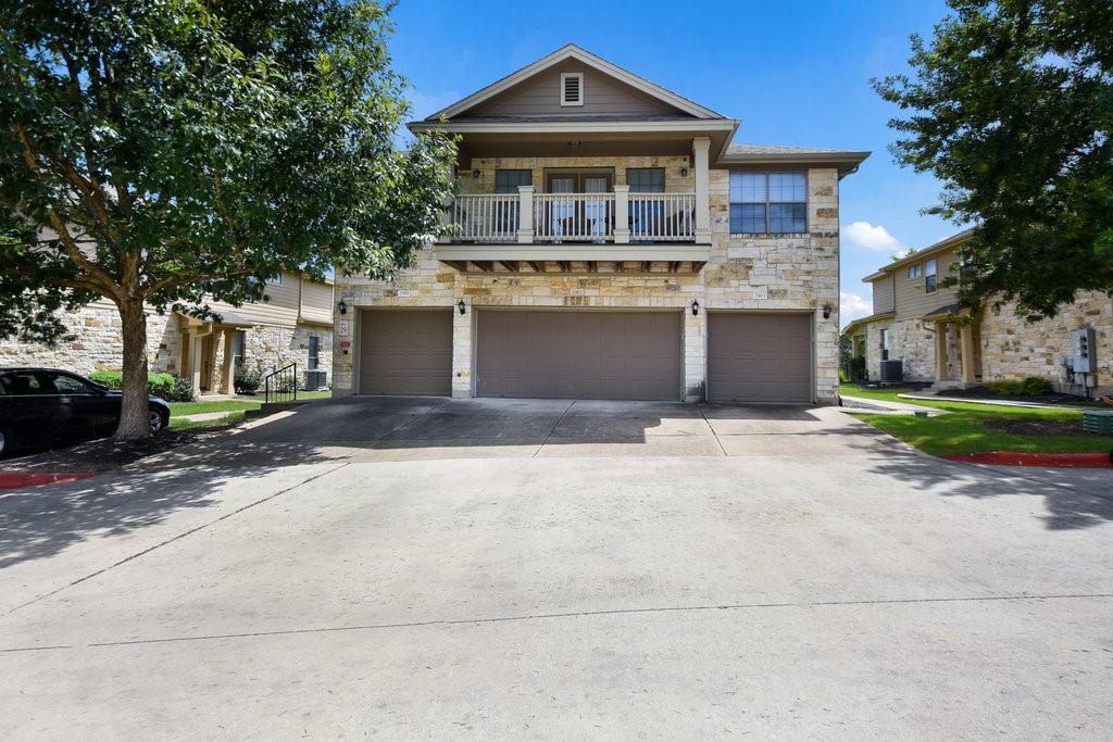 Listing photo 1 of 9201  Brodie Ln  #2903