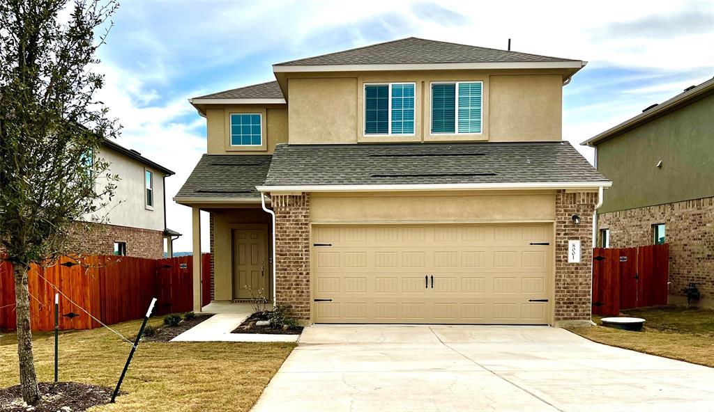 Listing photo 1 of 8001  Copper Prairie Bnd