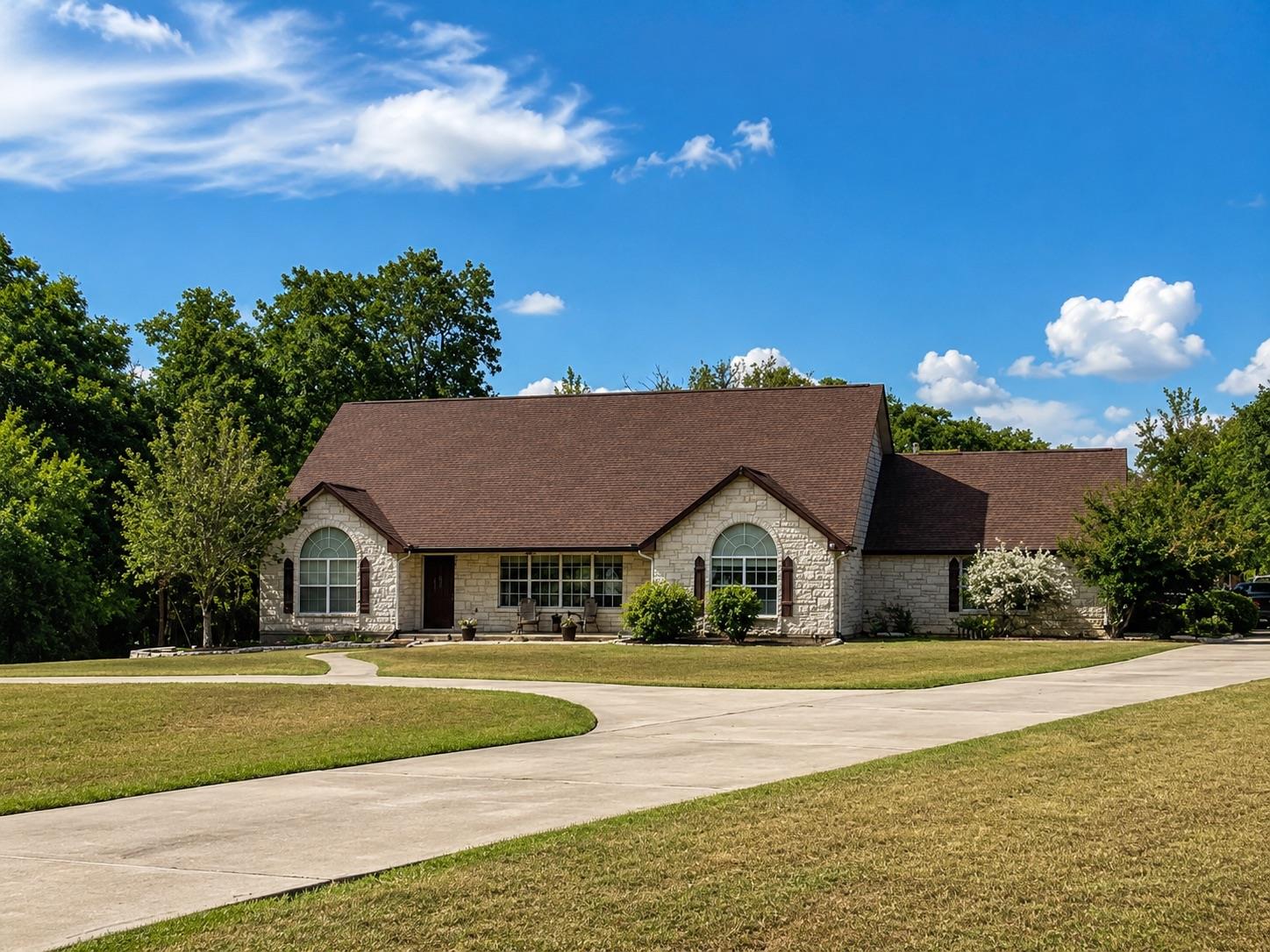 Listing photo 1 of 137  Wamel Way