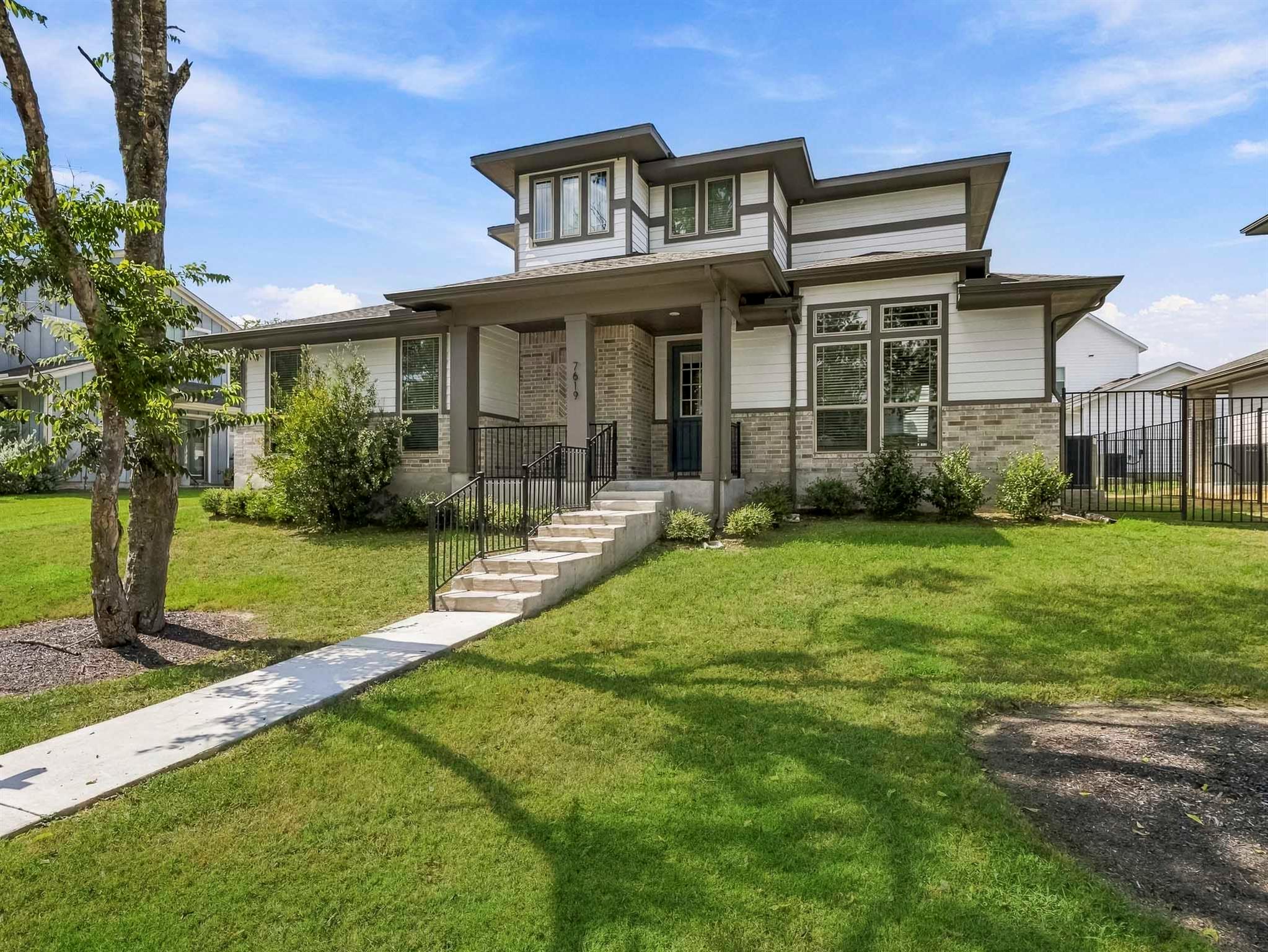 7619  Boyd Haven Dr 매물 사진 1
