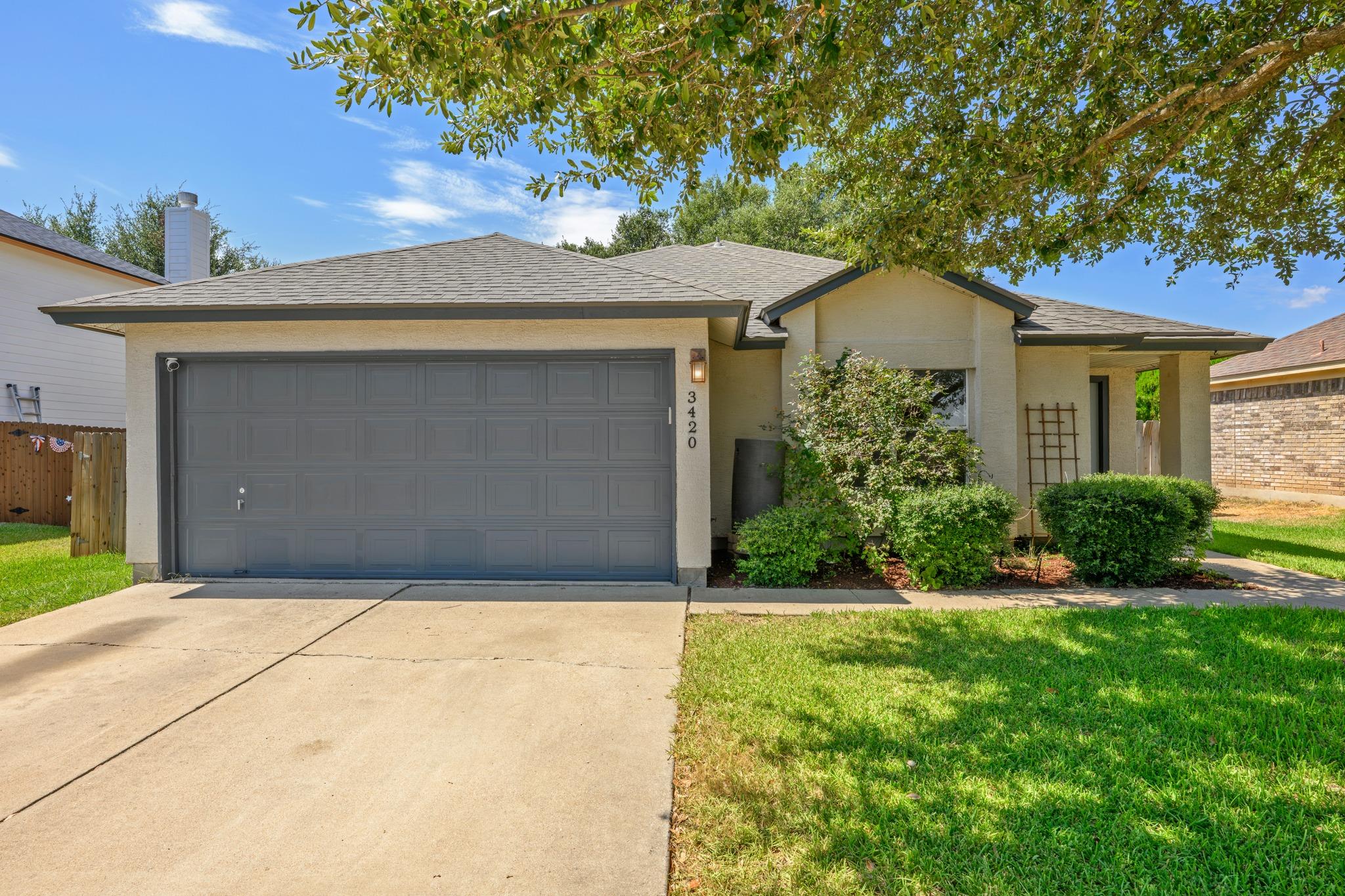 Listing photo 1 of 3420  Settlement Dr