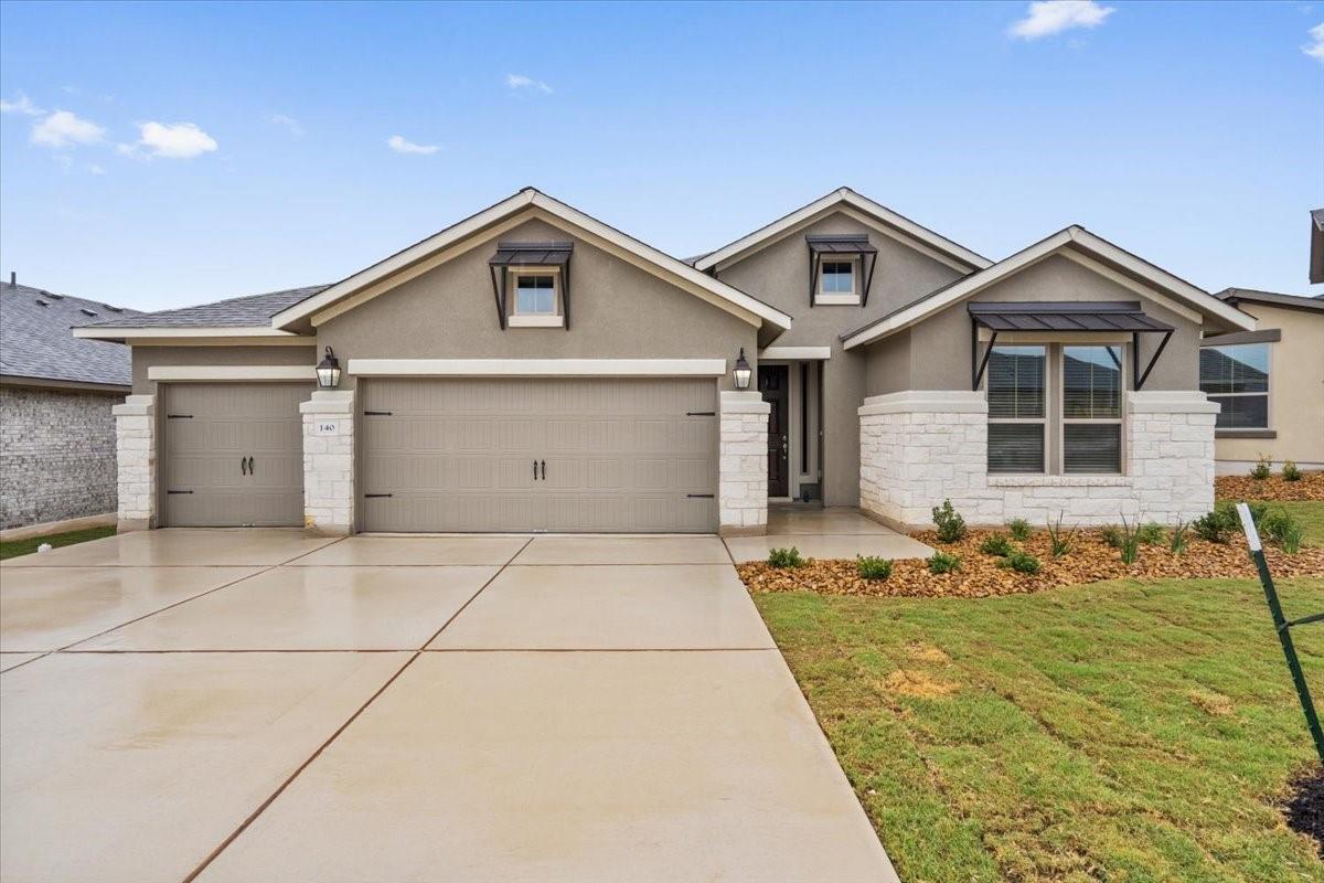 Listing photo 1 of 140  Scenic Hills Cir
