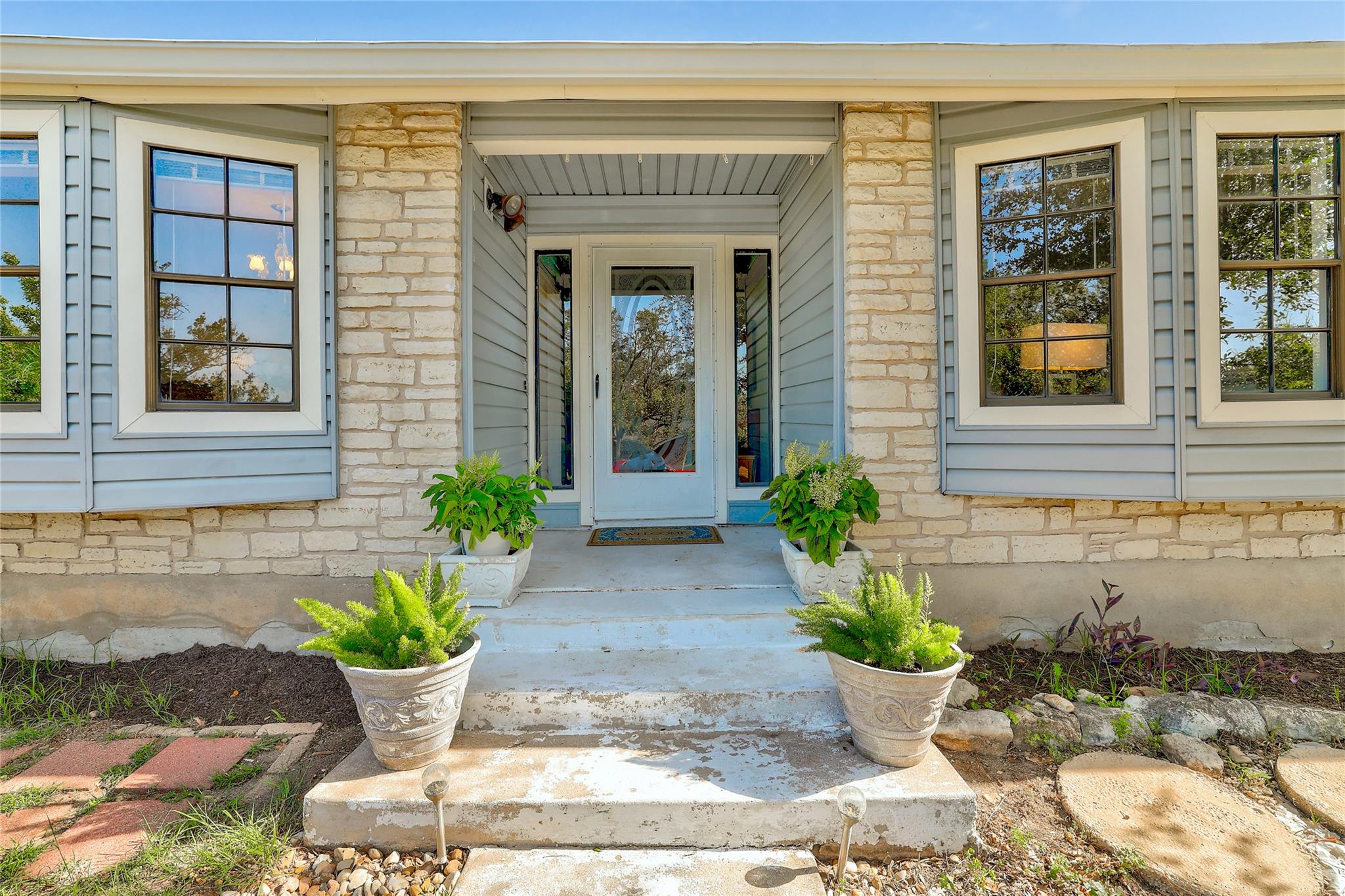 Listing photo 1 of 8310  Red Willow Dr