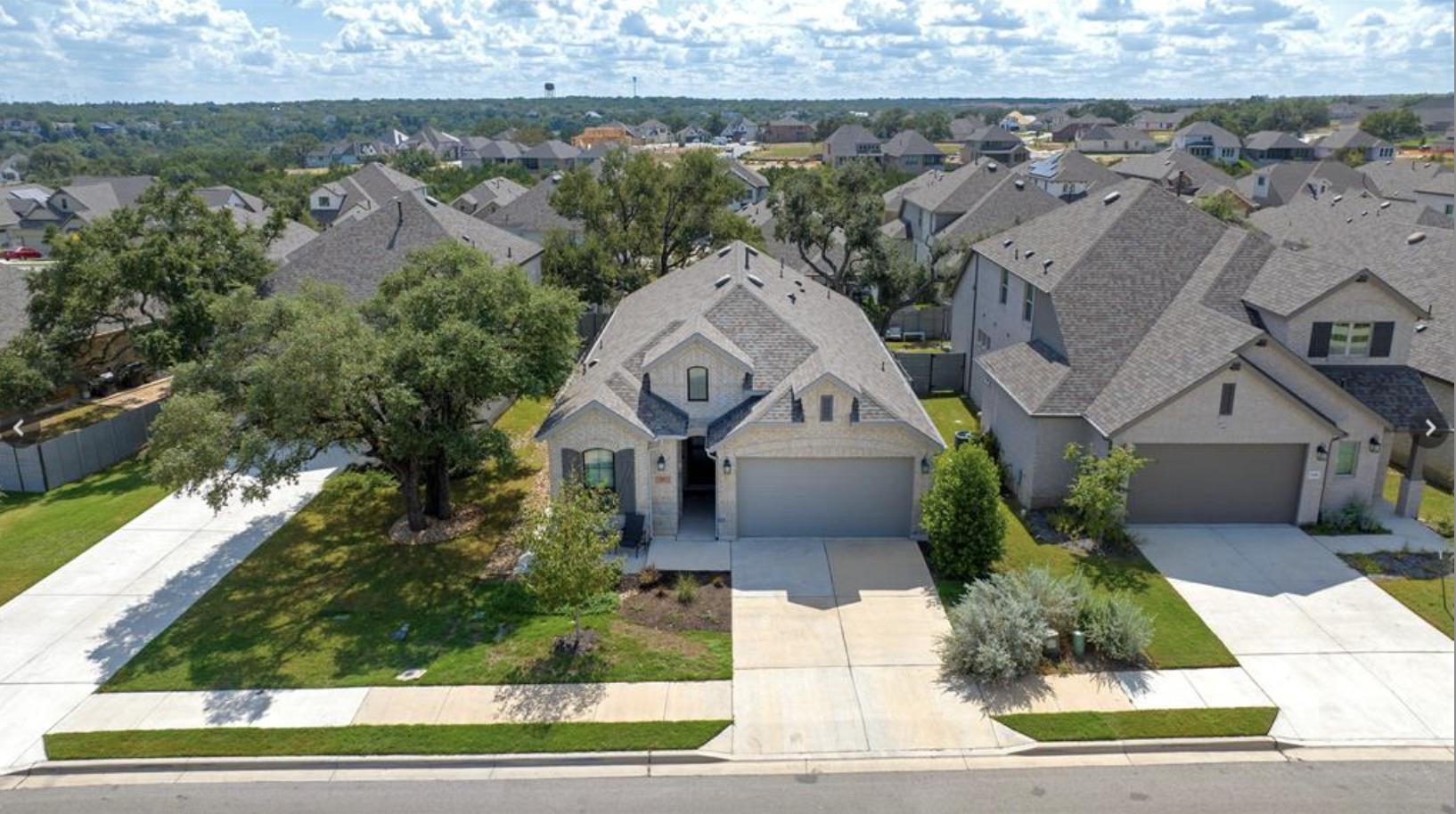 Listing photo 1 of 652  Pecan Bottom Trl