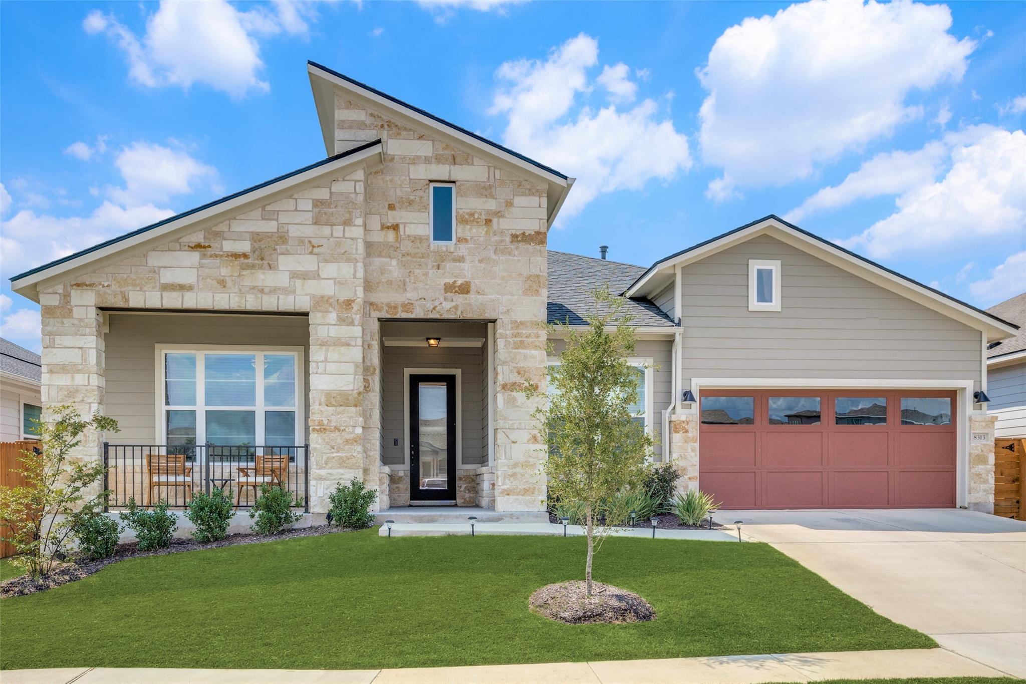 Listing photo 1 of 8313  Silhouette St