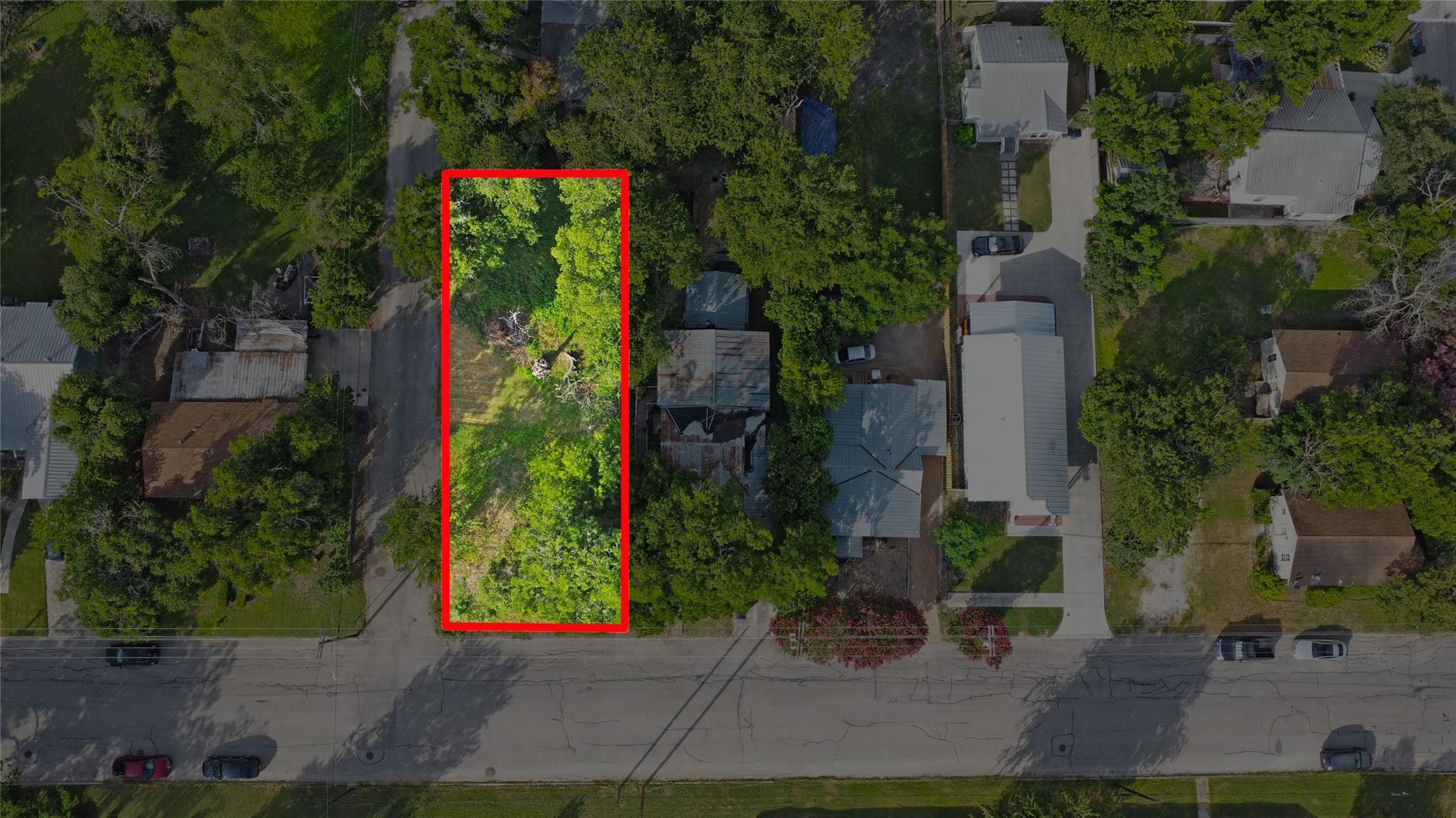 Listing photo 1 of 740  COMAL AVE Ave
