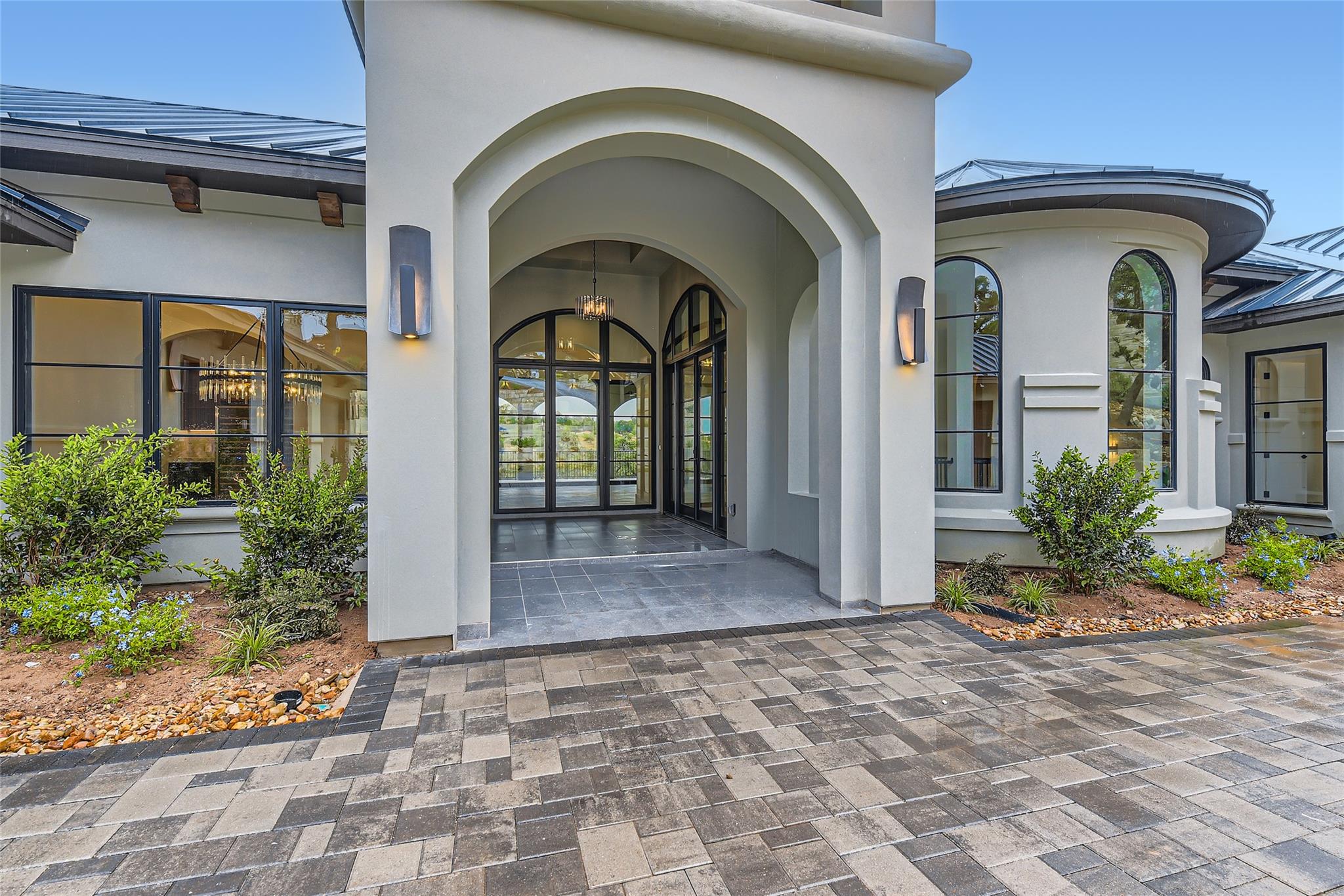 Listing photo 1 of 8132  Magnolia Ridge Cv