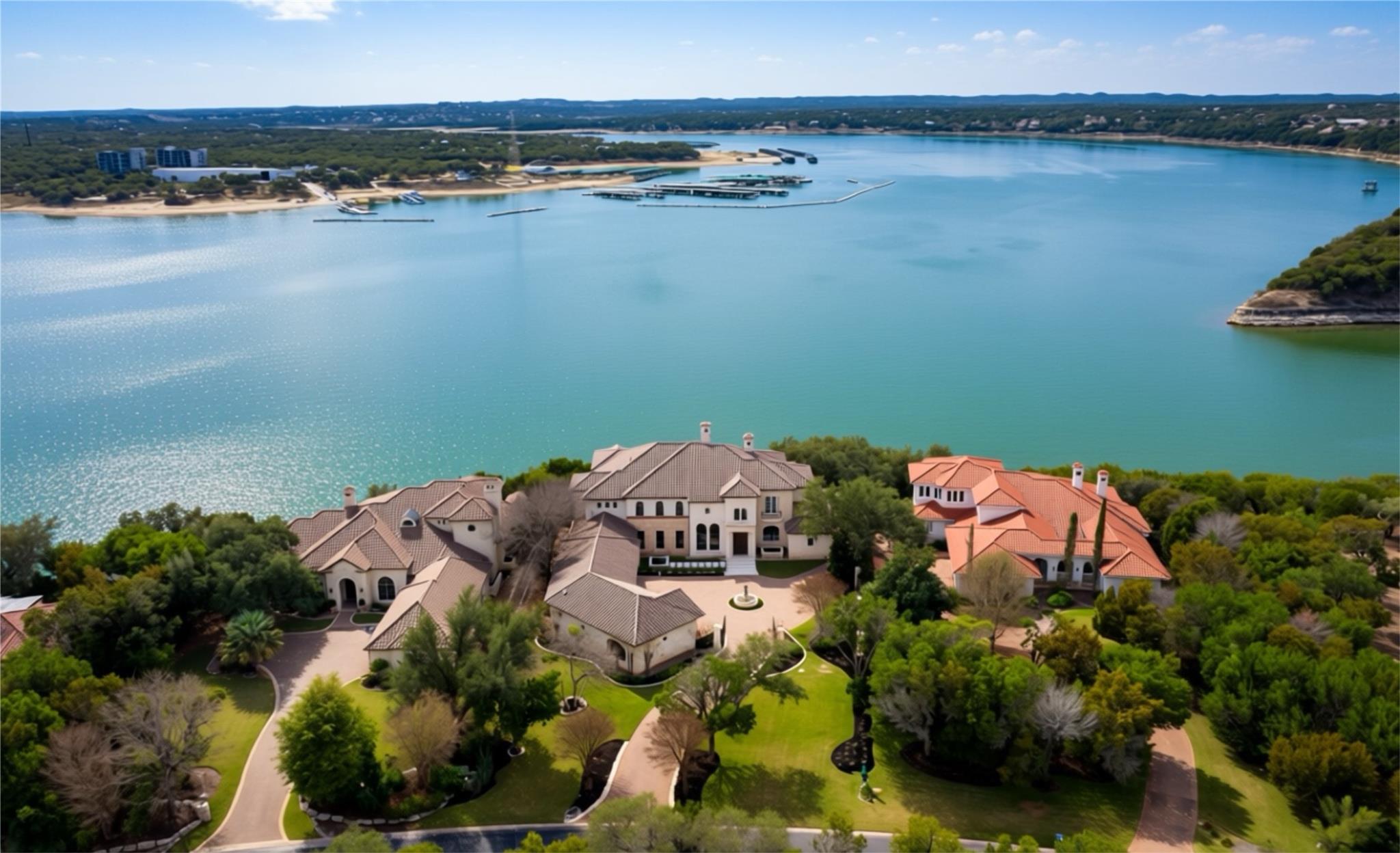 Listing photo 1 of 17607  Breakwater Dr