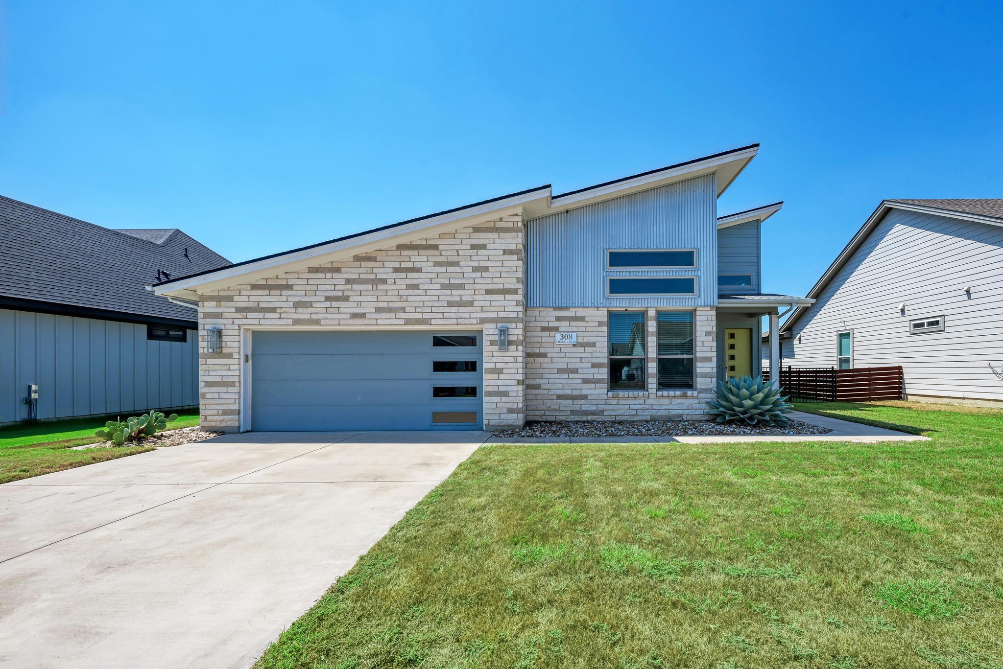 Listing photo 1 of 308  Charli Cir