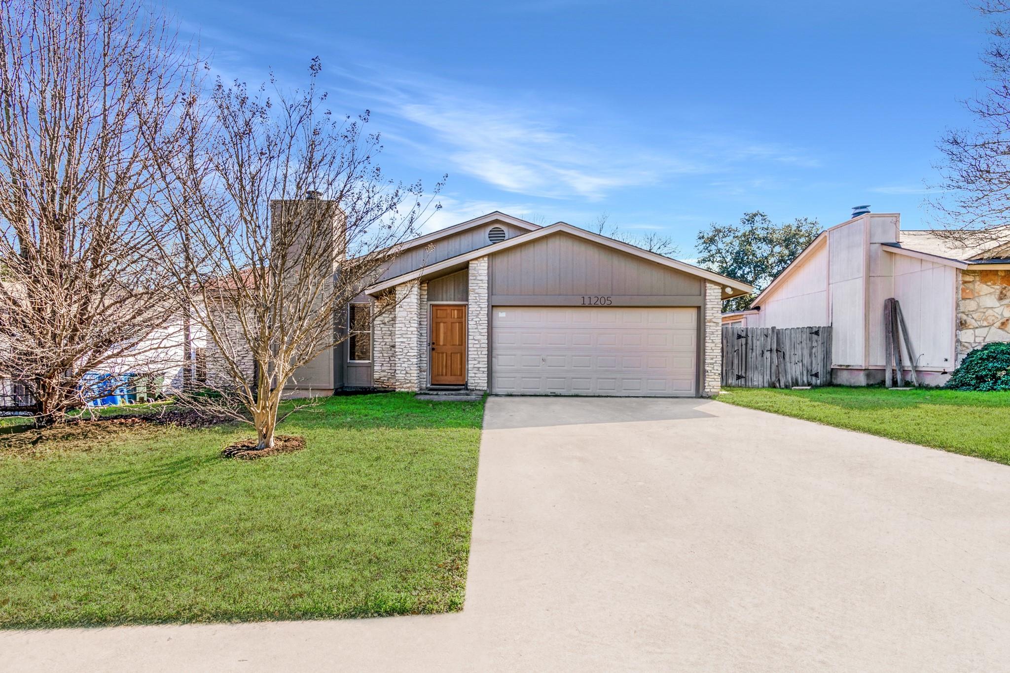 Listing photo 1 of 11205  SLIPPERY ELM Trl