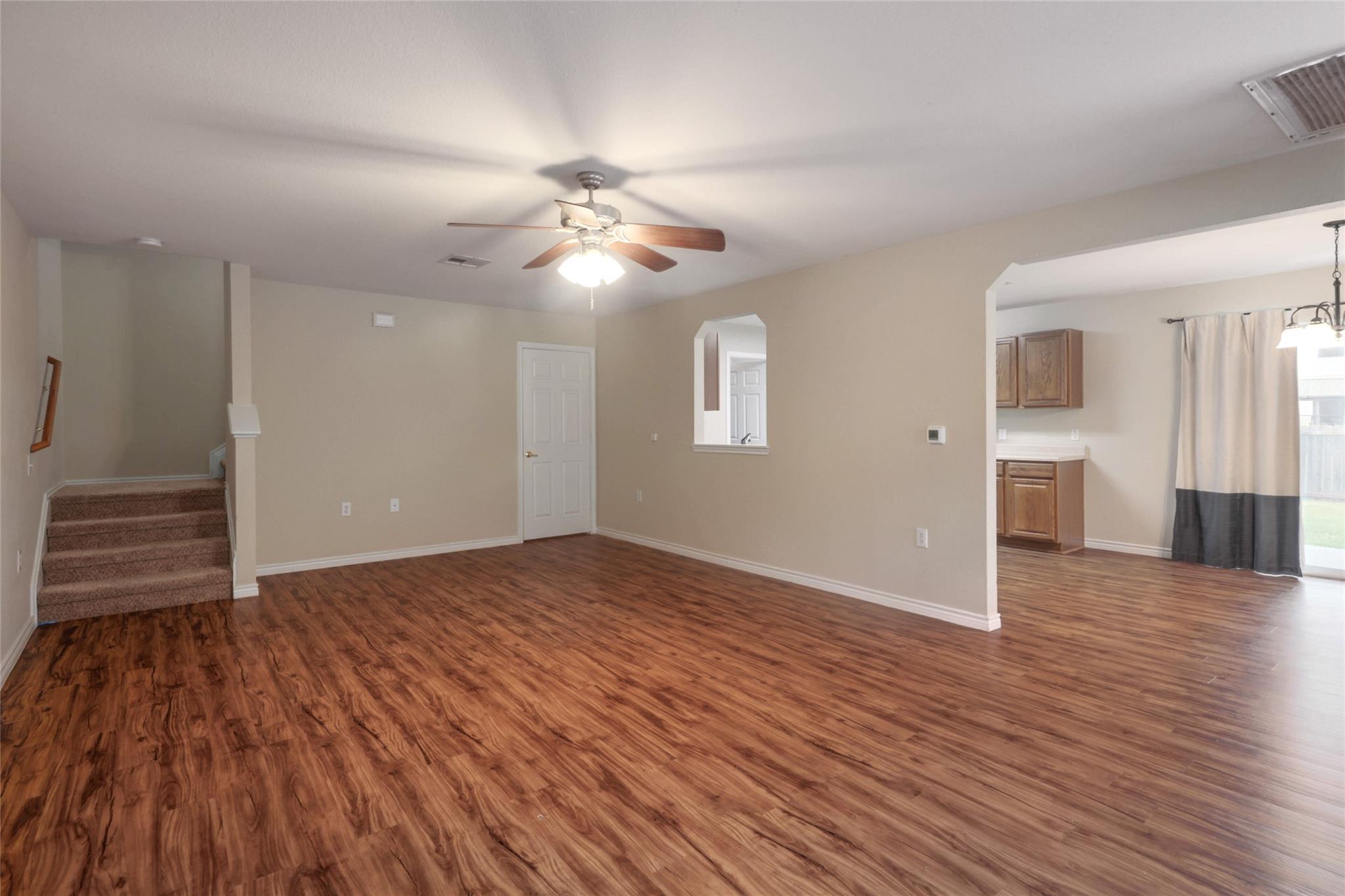 Listing photo 1 of 1432  Anise Dr
