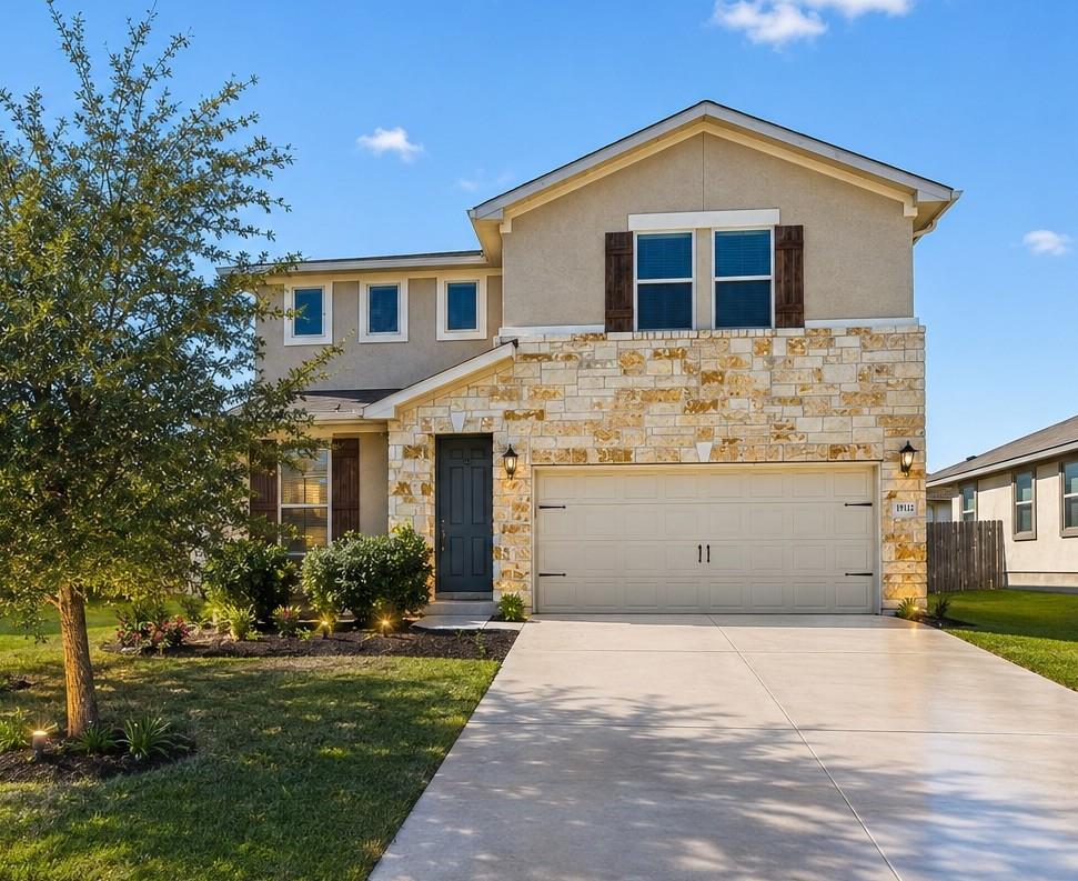 Listing photo 1 of 19112  Scoria Dr