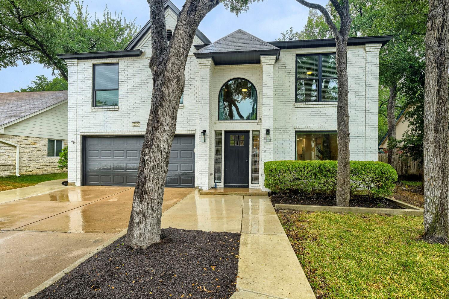 Listing photo 1 of 13104  Tilder Dr