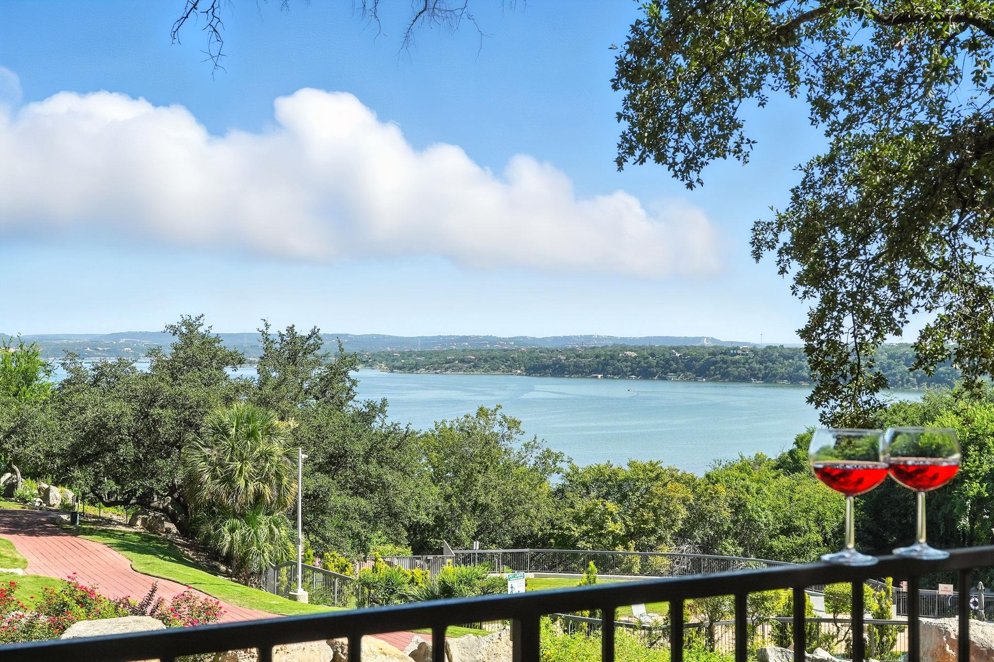 Listing photo 1 of 2918  Ranch Road 620 None N #C115