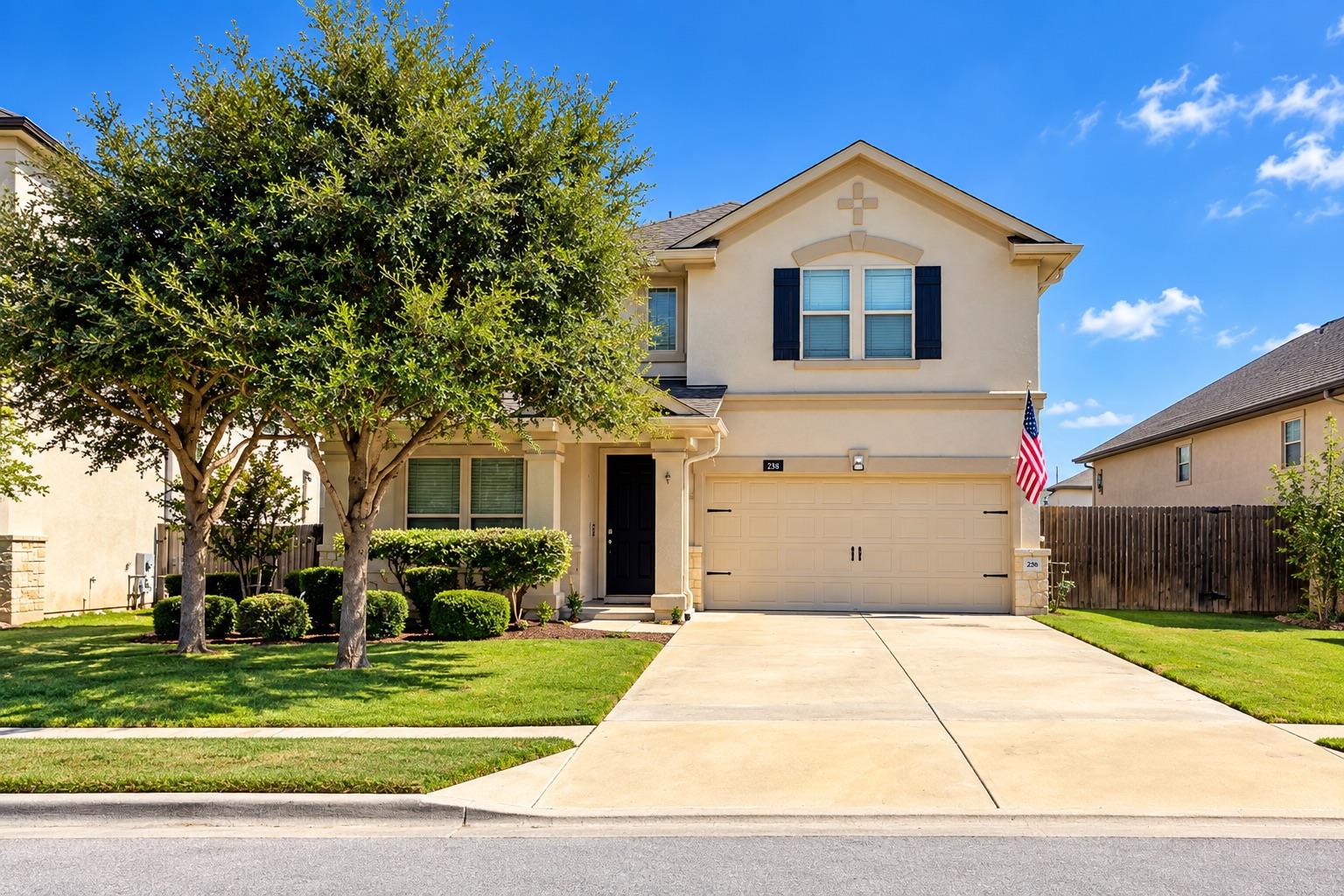Listing photo 1 of 208  Tailwind Dr