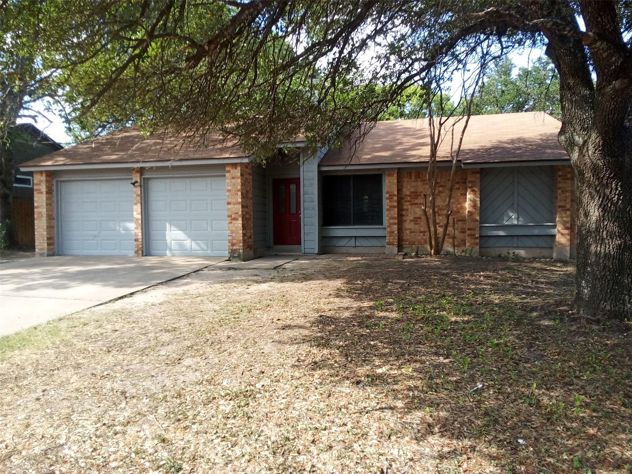 Listing photo 1 of 1904  Krizan Ave
