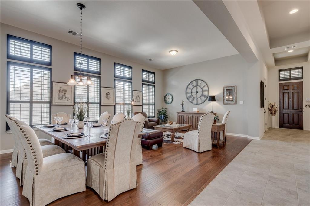 Gleaming hardwood floors and classic plantation s
