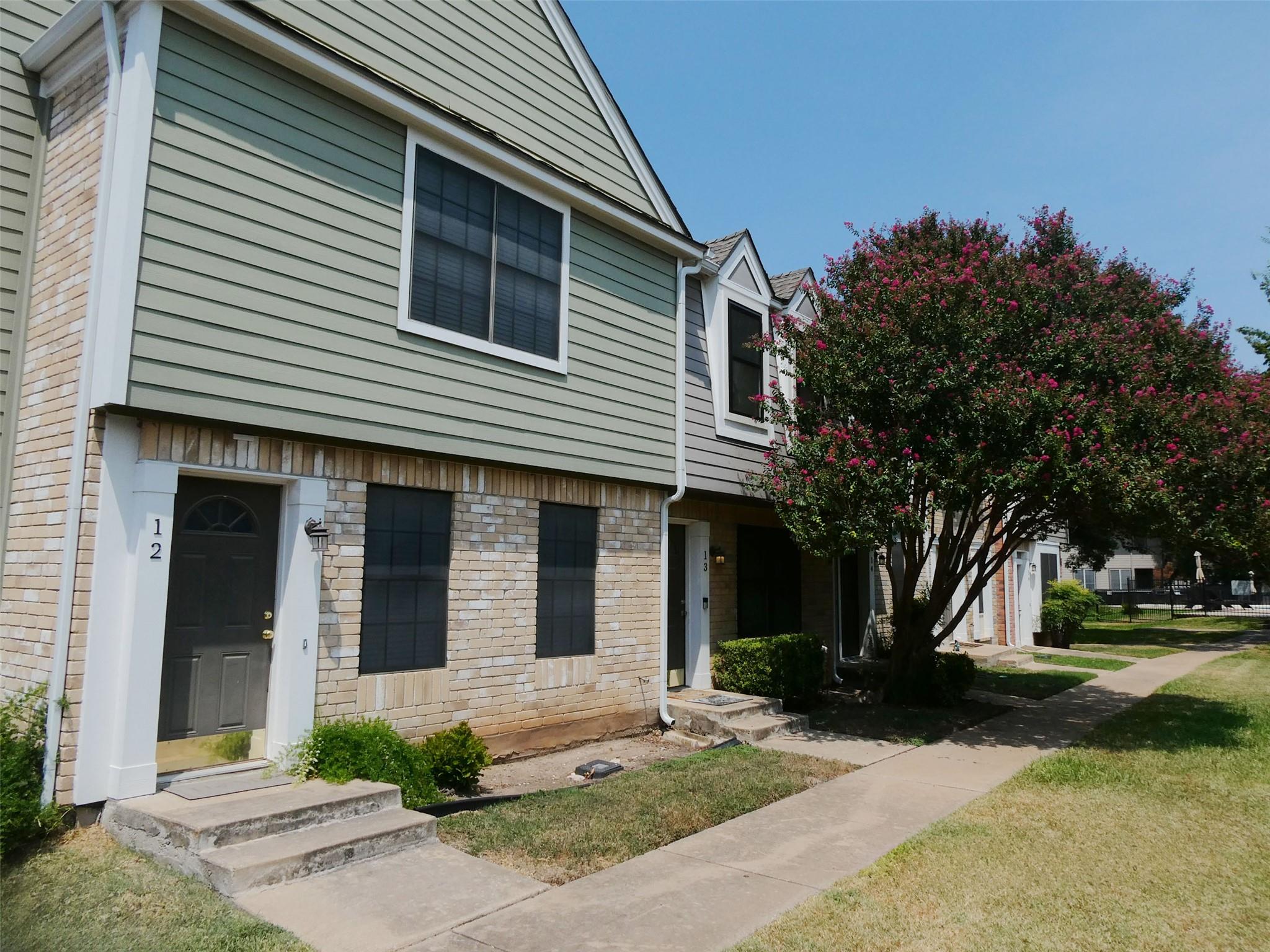 Listing photo 1 of 12325  LOS INDIOS Trl  #14