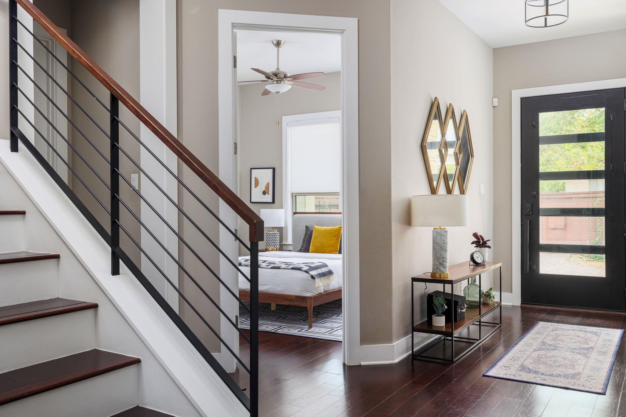 Listing photo 1 of 5206  Woodrow Ave