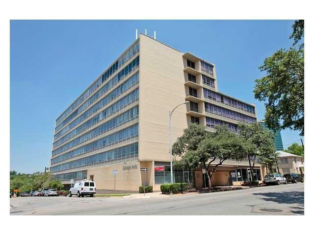 Listing photo 1 of 1800  Lavaca St  #204