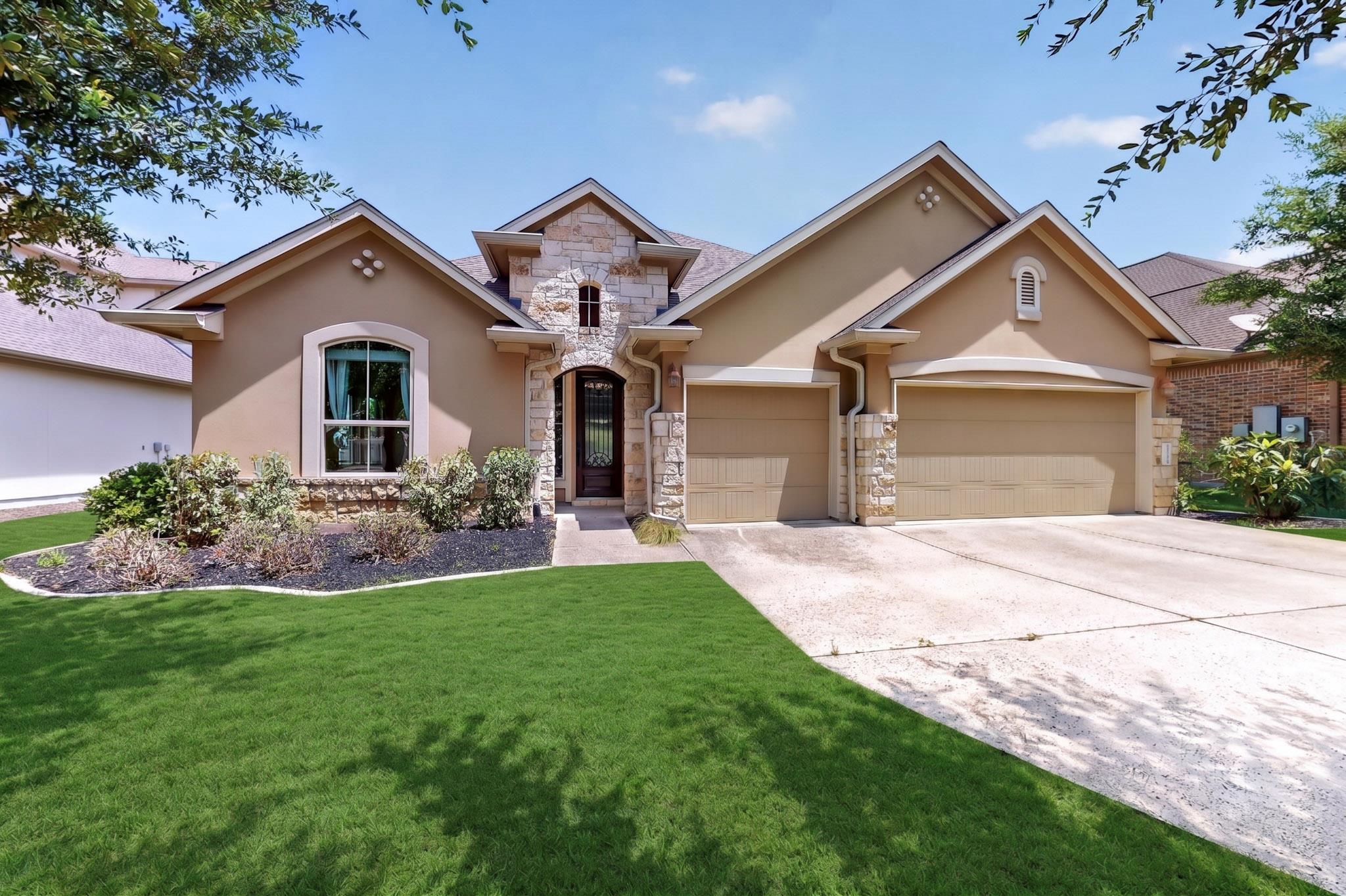 Listing photo 1 of 4804  Taurus Walk