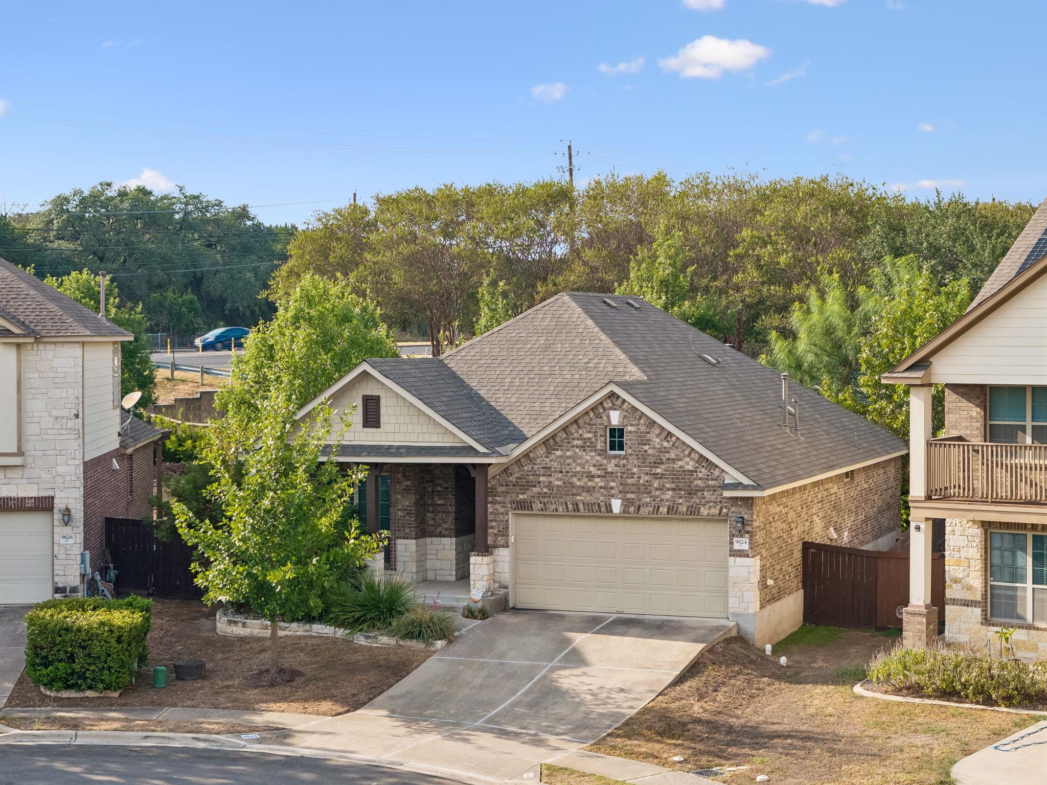 Listing photo 1 of 9624  Alex Ln