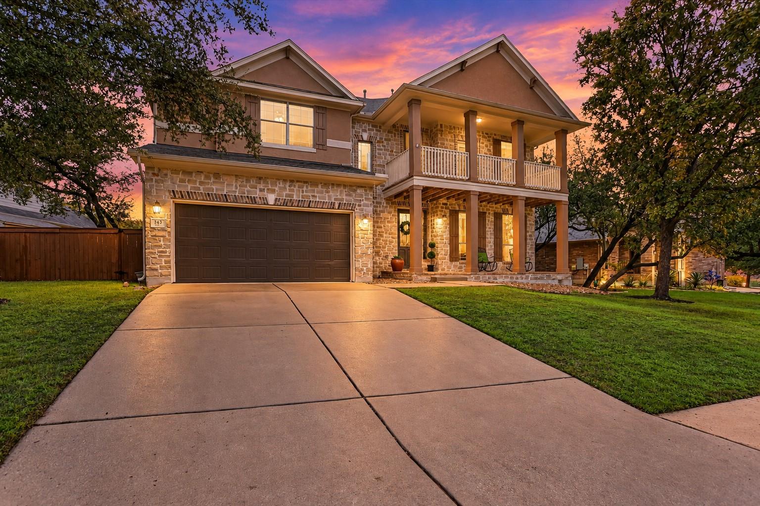 Foto del anuncio 1 de 343  Drury Ln