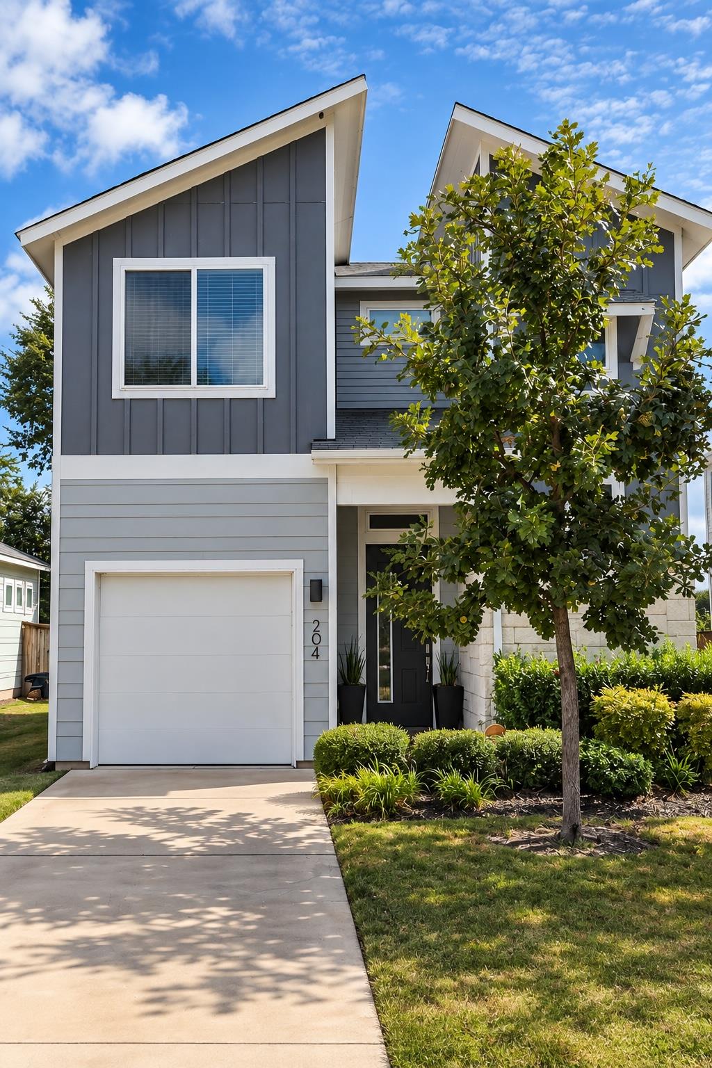 Listing photo 1 of 204  Verrado Path